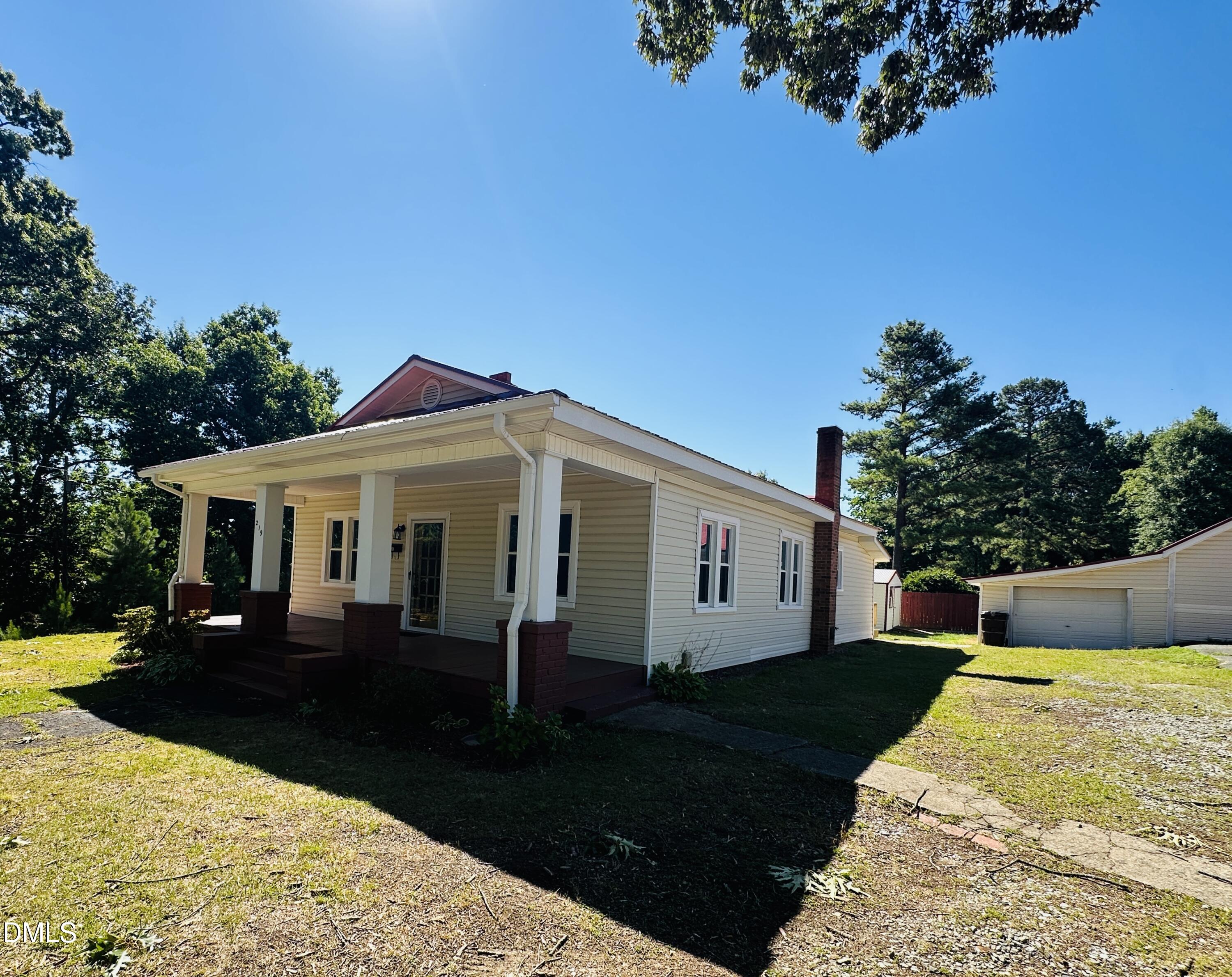 219 Barnette Avenue Property Photo 1