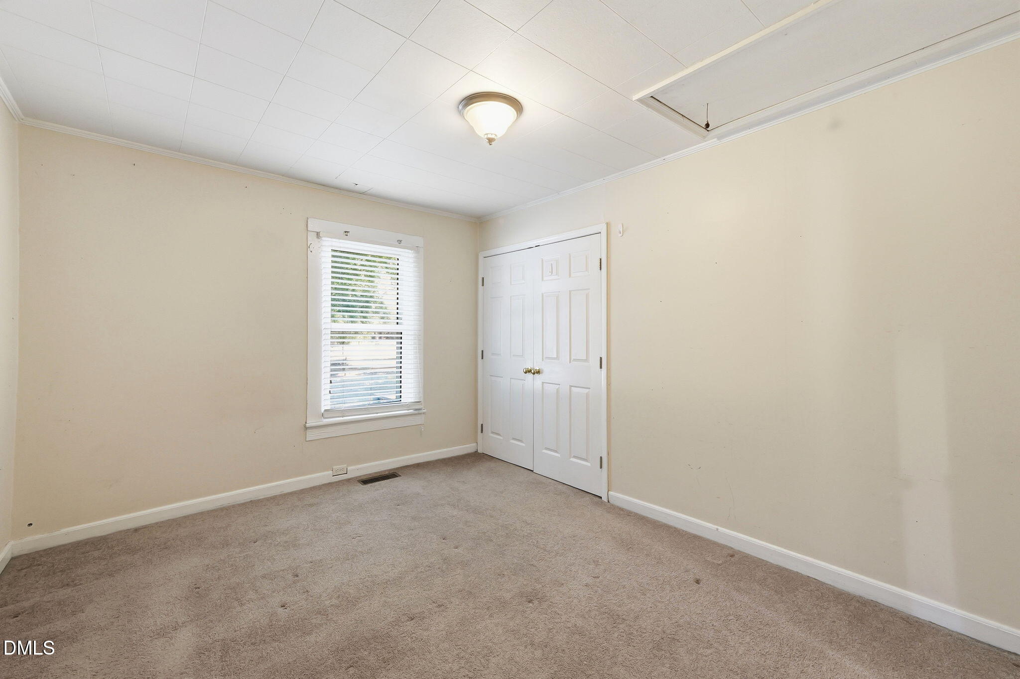 1911 Watson Road Property Photo 14