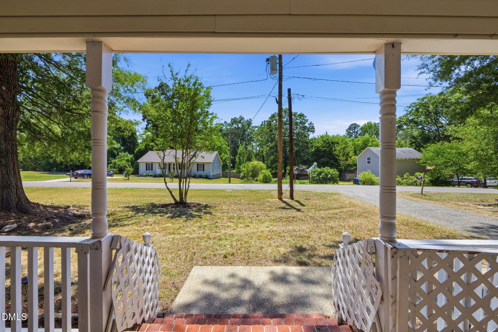 1911 Watson Road Property Photo 21