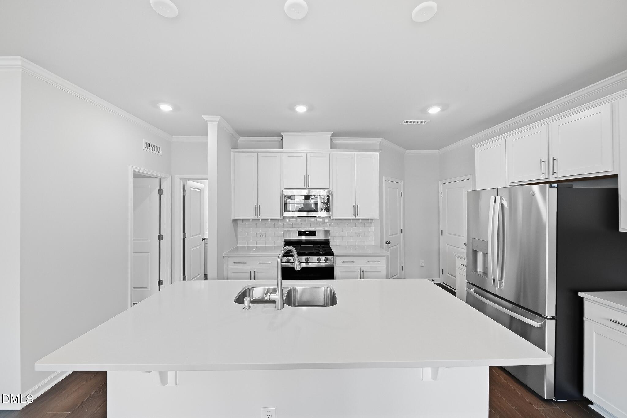 1500 Fruit Tree Lane Property Photo 5