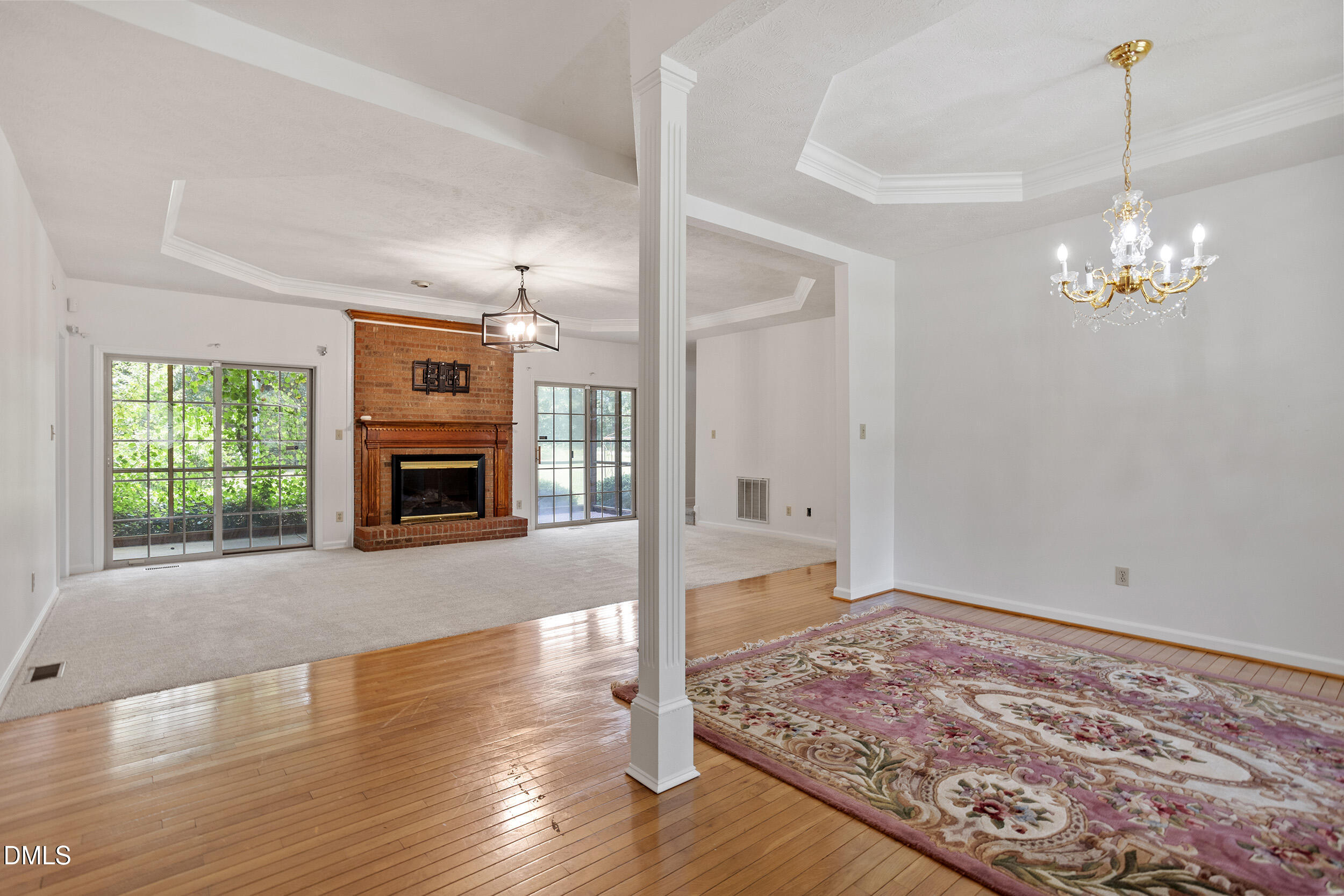 20 Senter Lane Property Photo 7