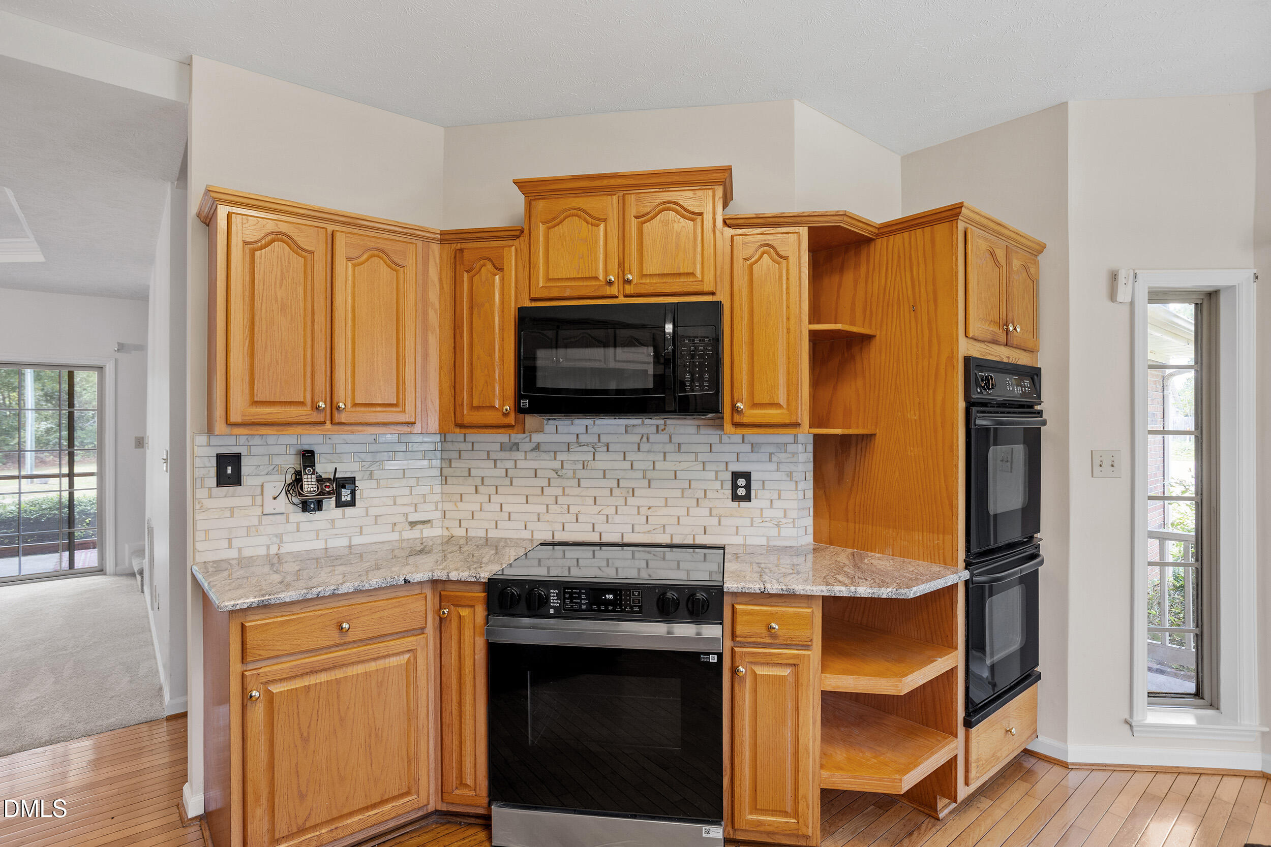 20 Senter Lane Property Photo 13