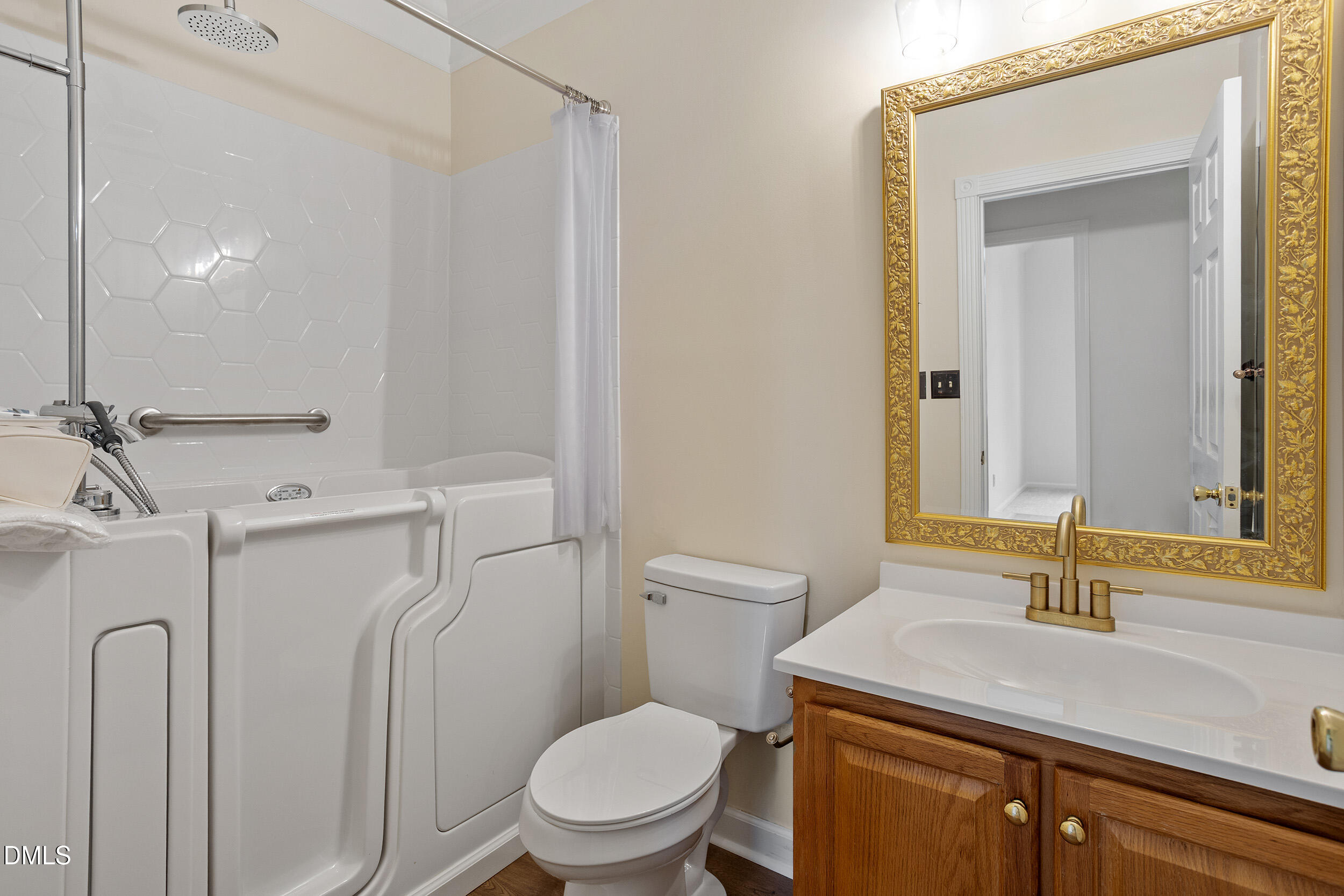 20 Senter Lane Property Photo 22
