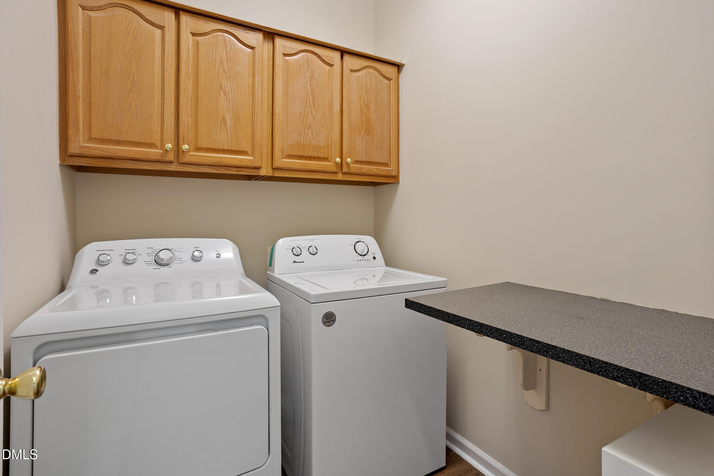20 Senter Lane Property Photo 23
