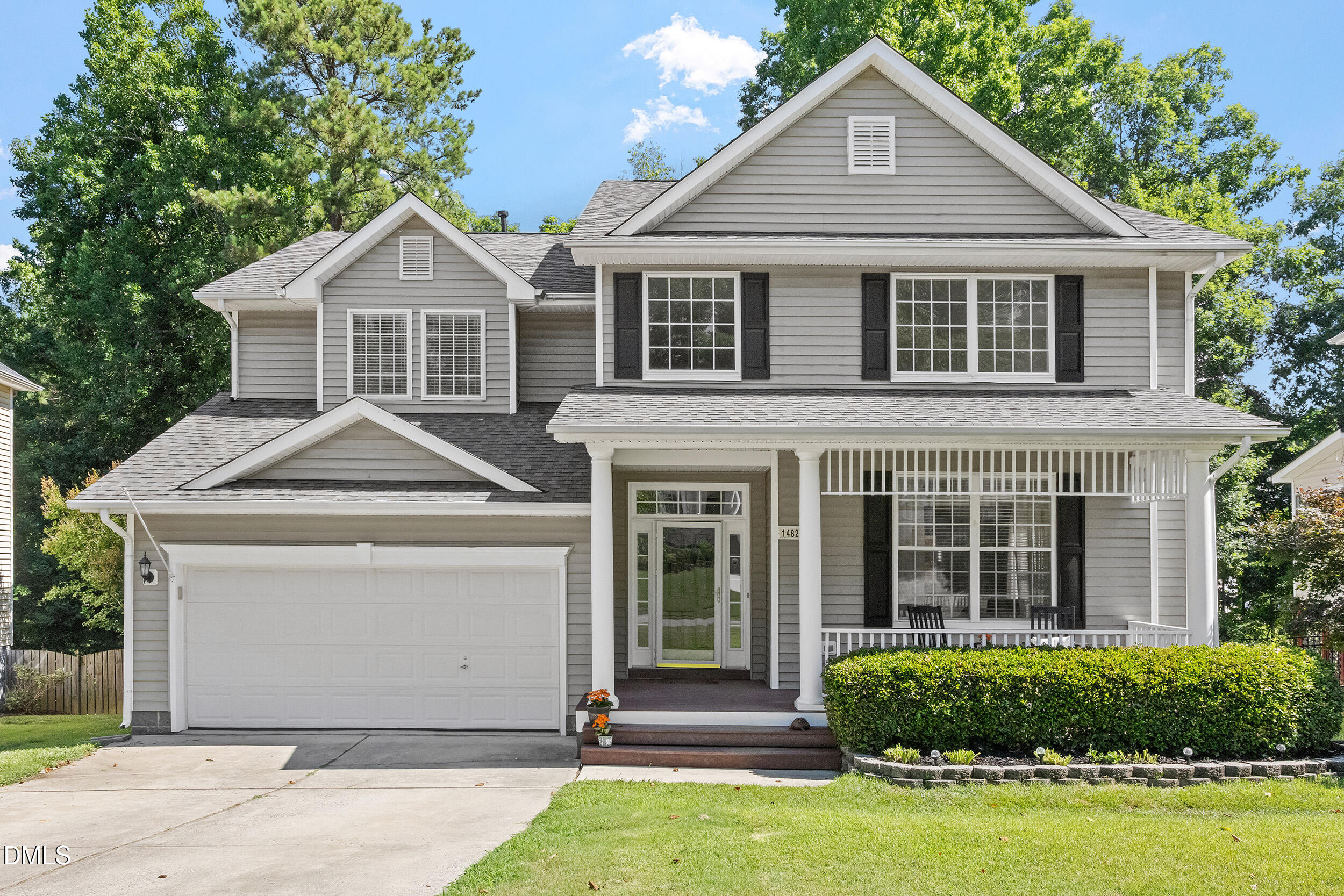 1482 Big Leaf Loop Property Photo 1