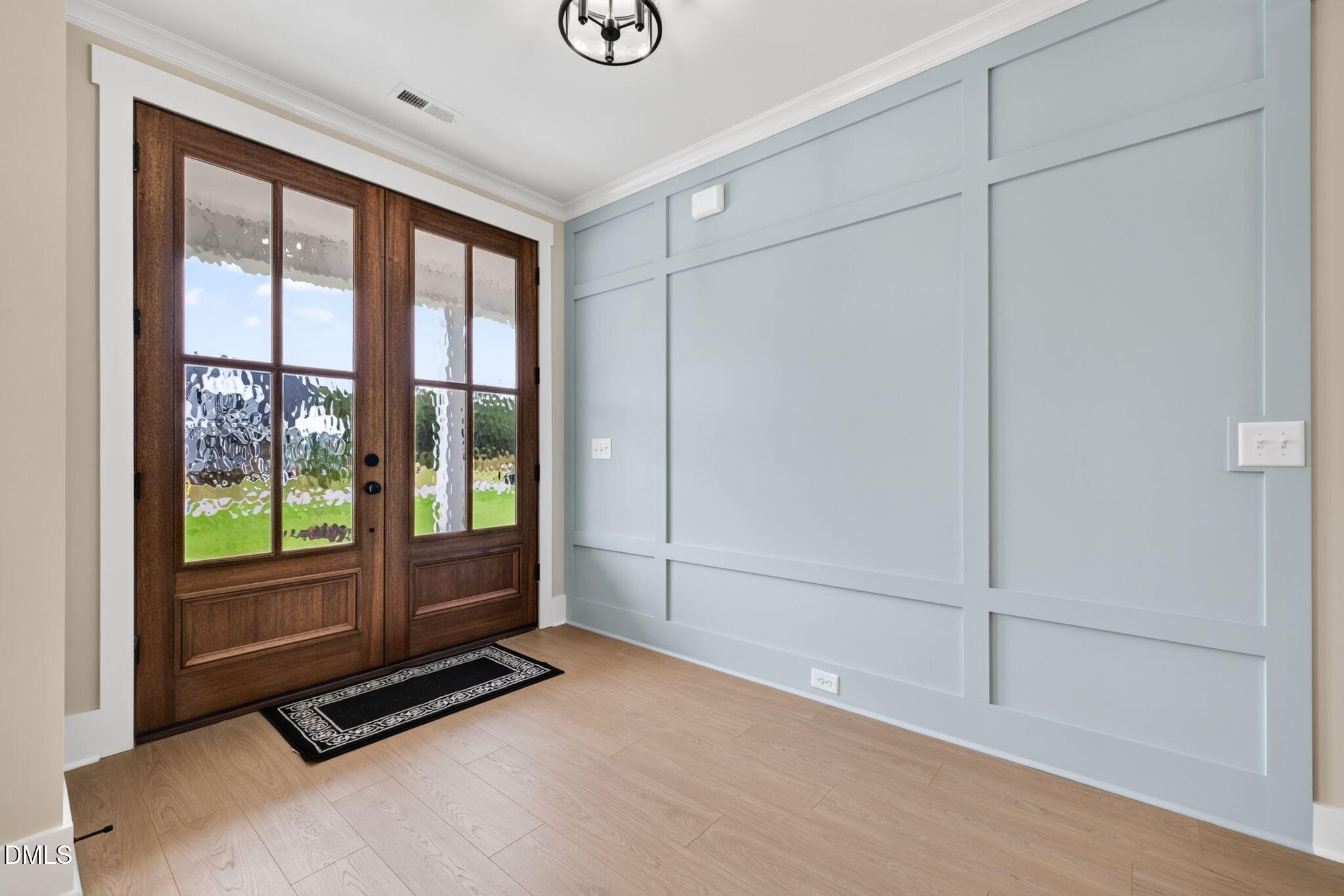 175 Hillstead Way Property Photo 8