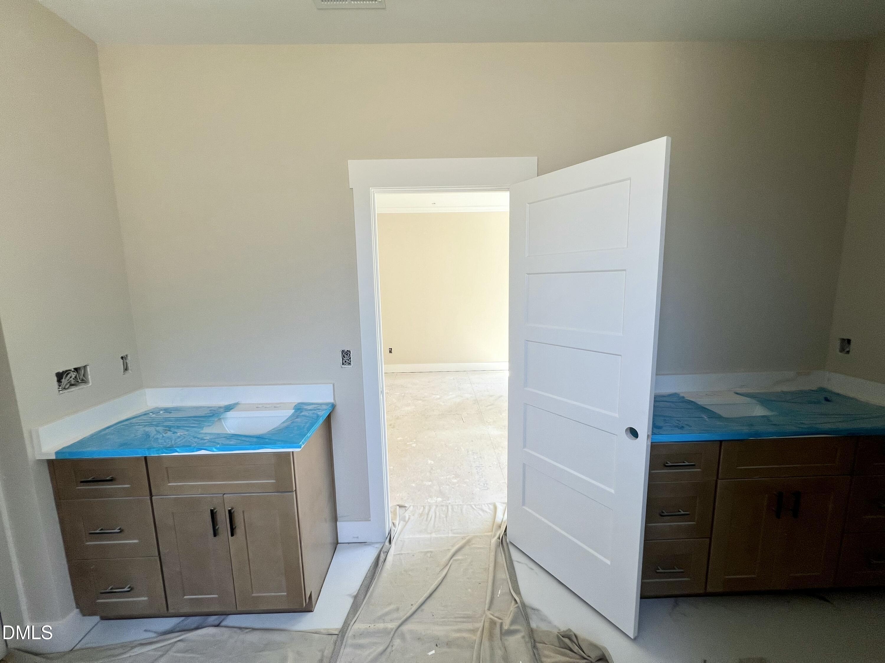 175 Hillstead Way Property Photo 14