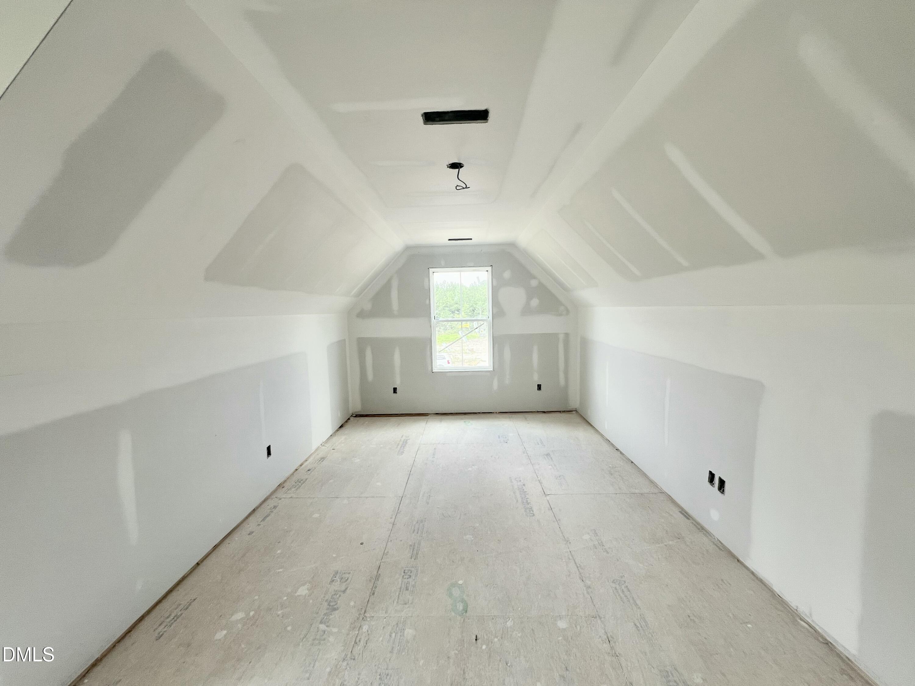175 Hillstead Way Property Photo 22