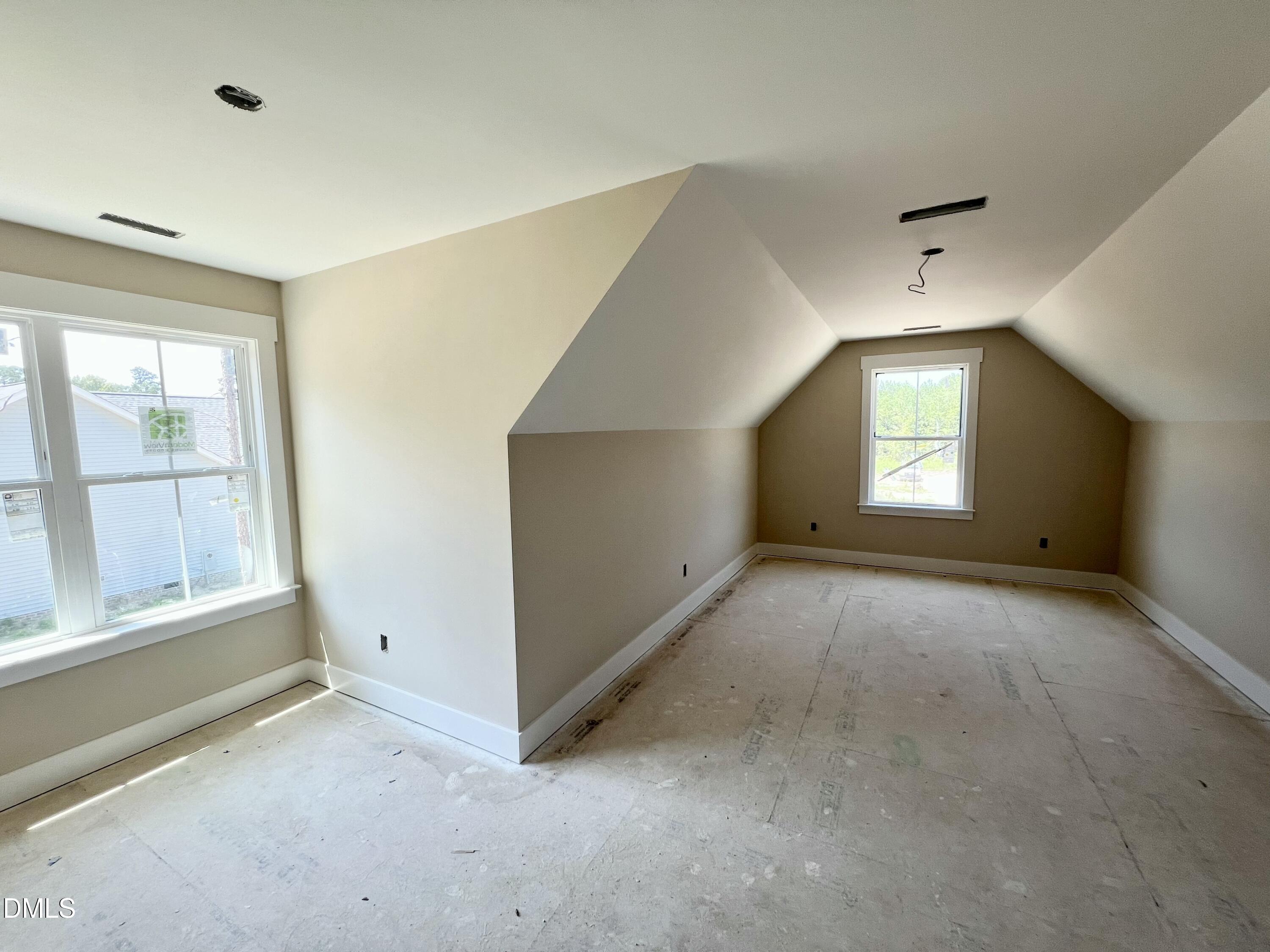 175 Hillstead Way Property Photo 23
