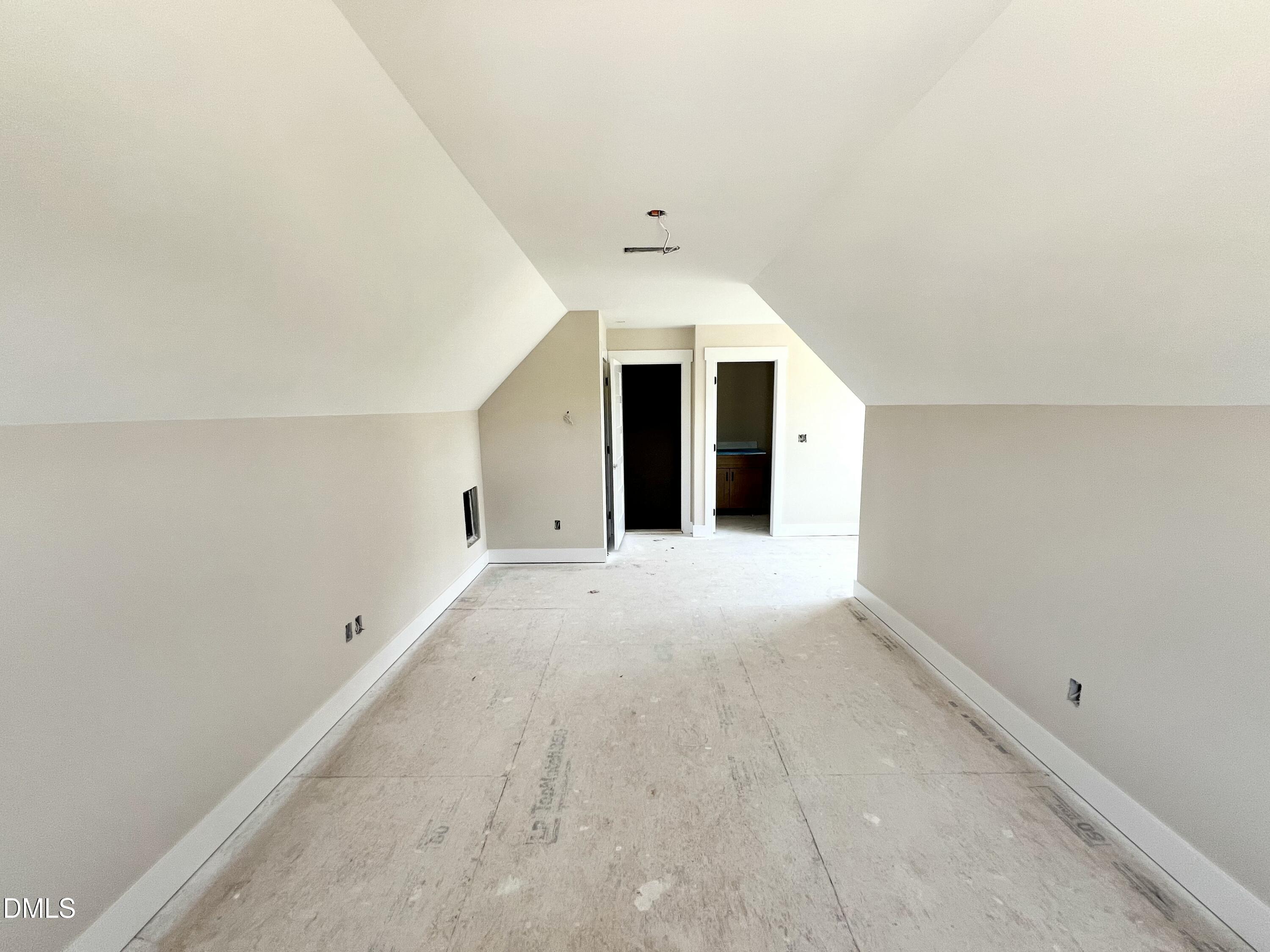 175 Hillstead Way Property Photo 24