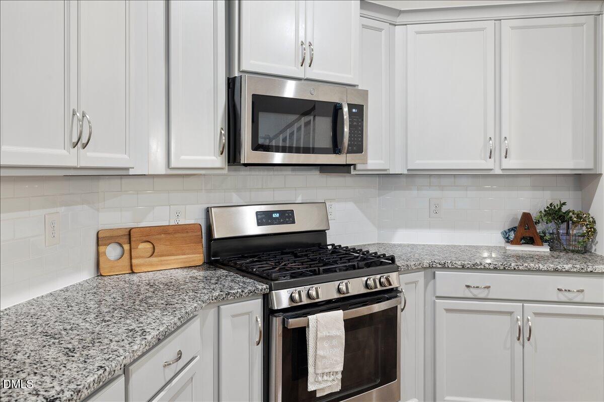 309 Lionel Street Property Photo 4