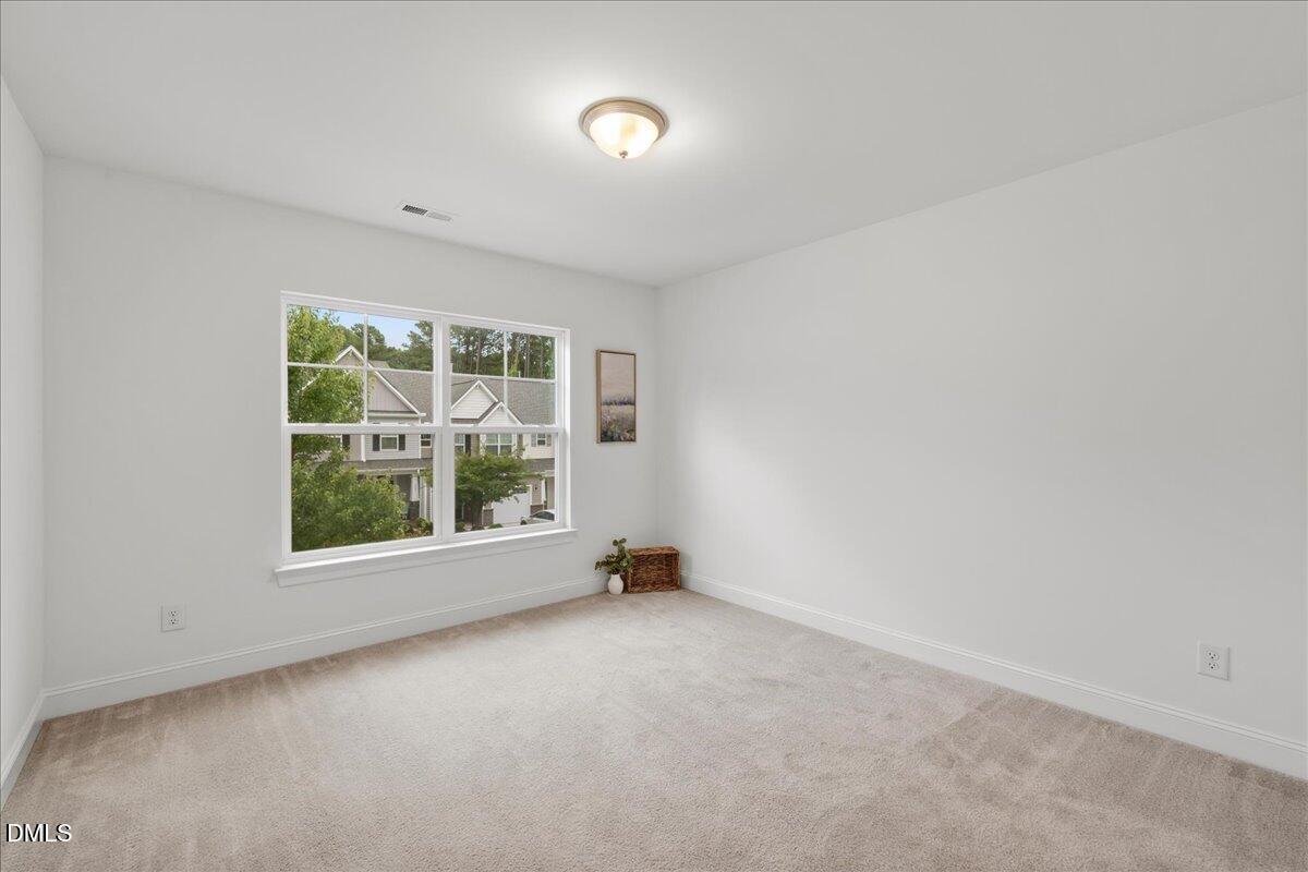 309 Lionel Street Property Photo 24