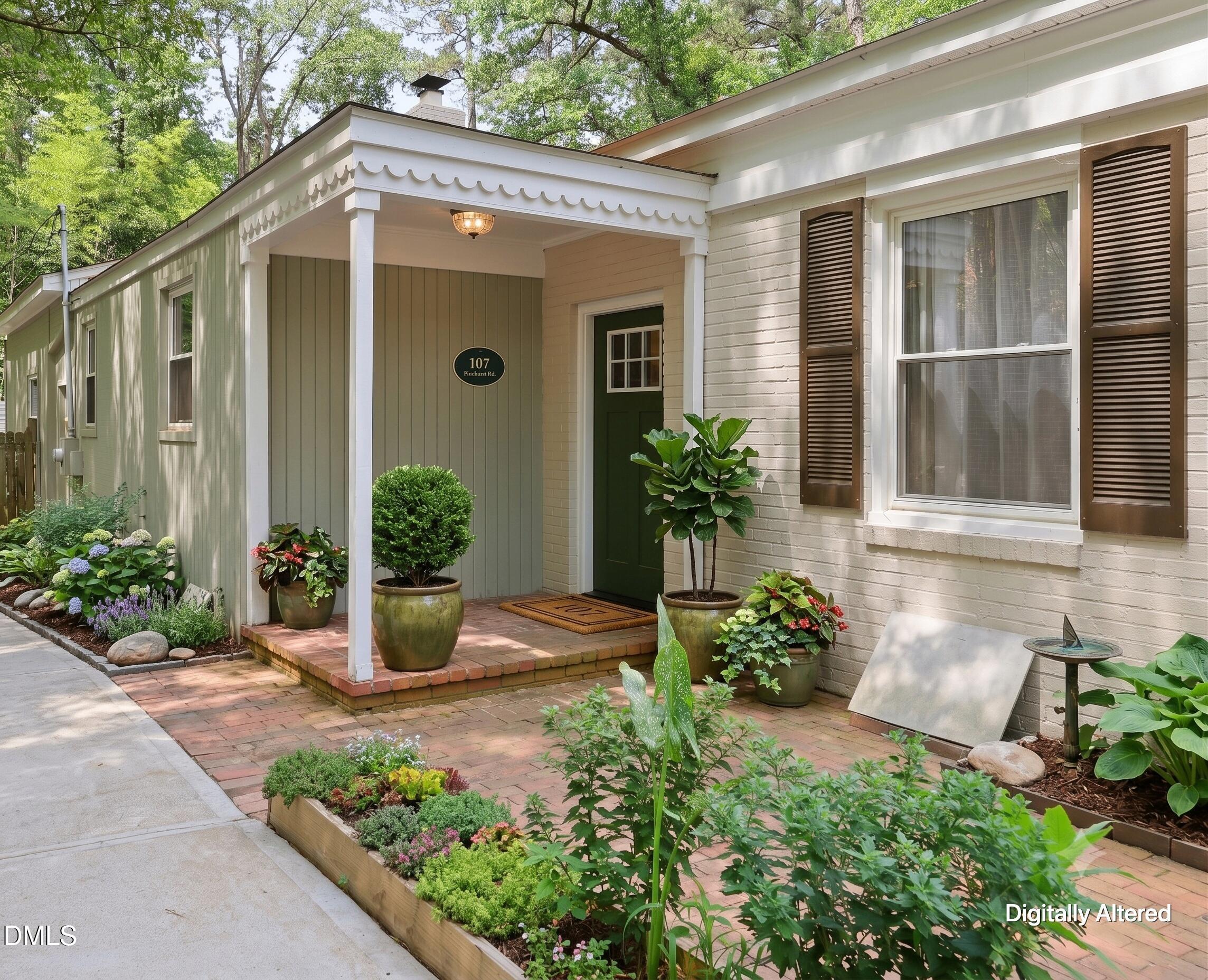 107 Pinecrest Road Property Photo 3