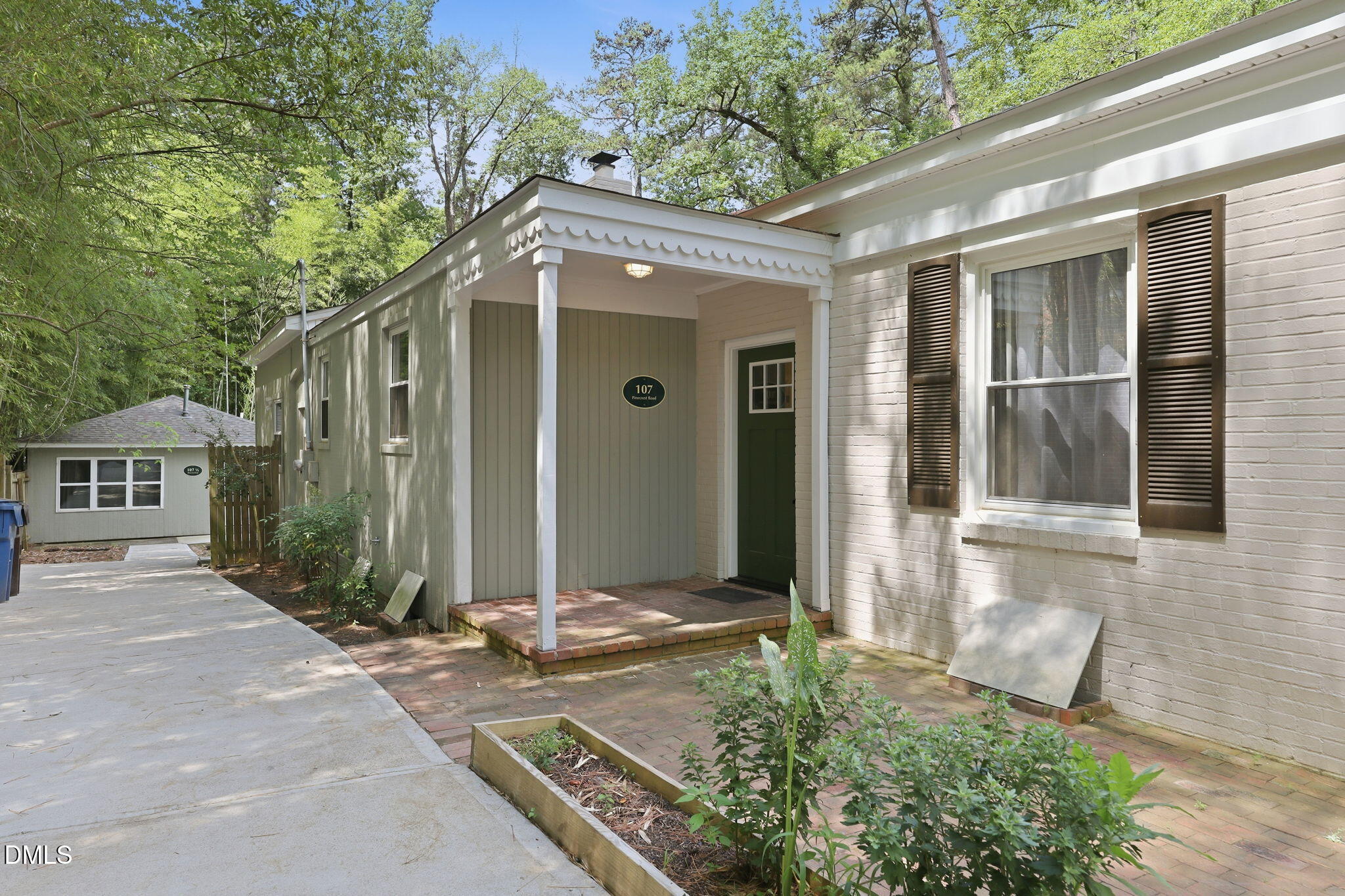 107 Pinecrest Road Property Photo 4