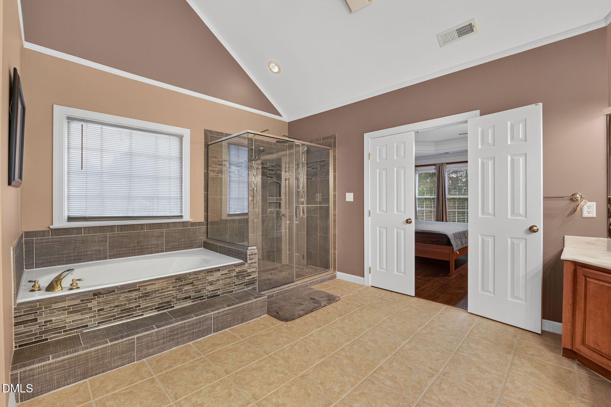2901 Lauren Oaks Drive Property Photo 32