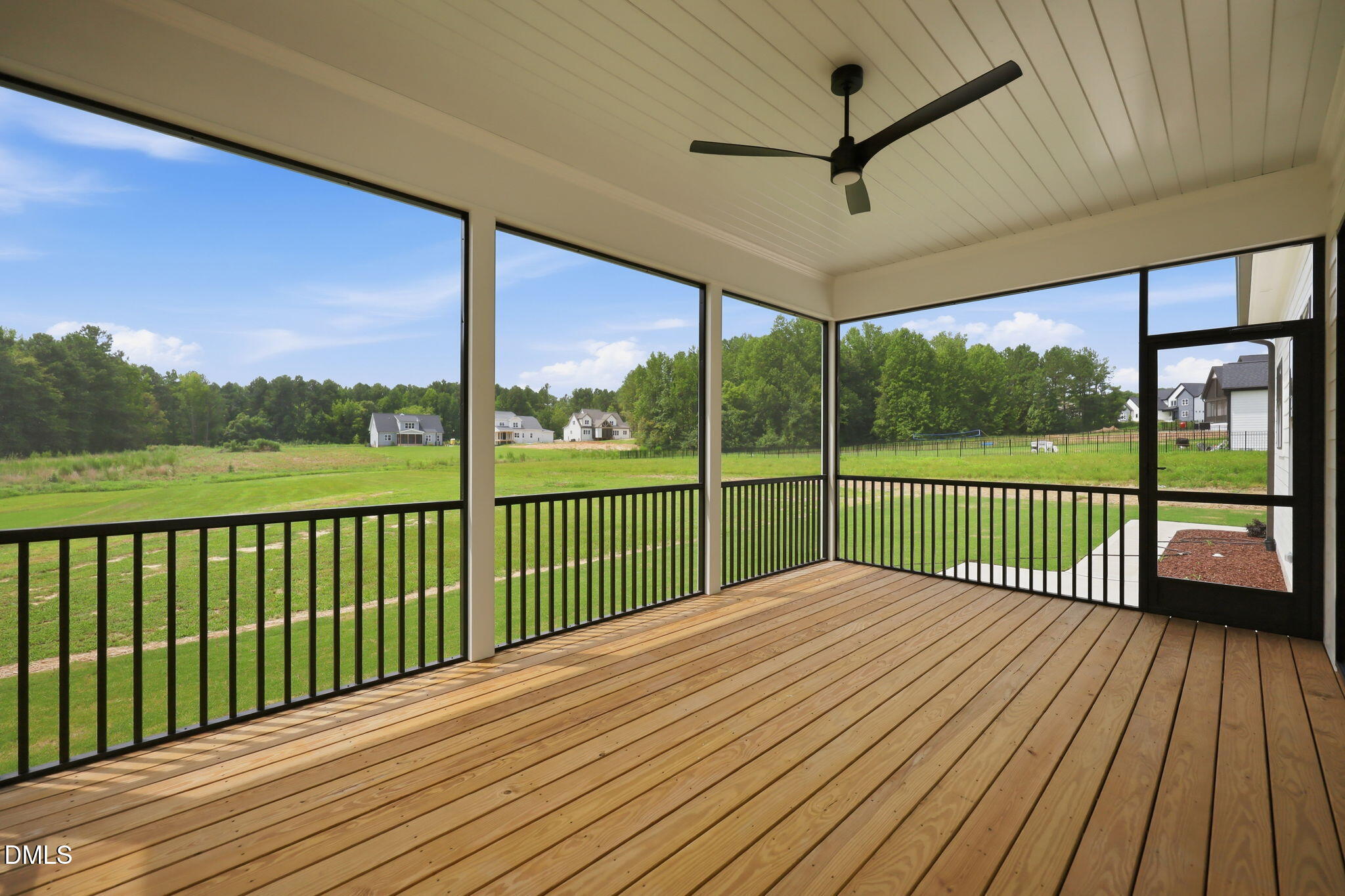 35 Firefly Lane Property Photo 55