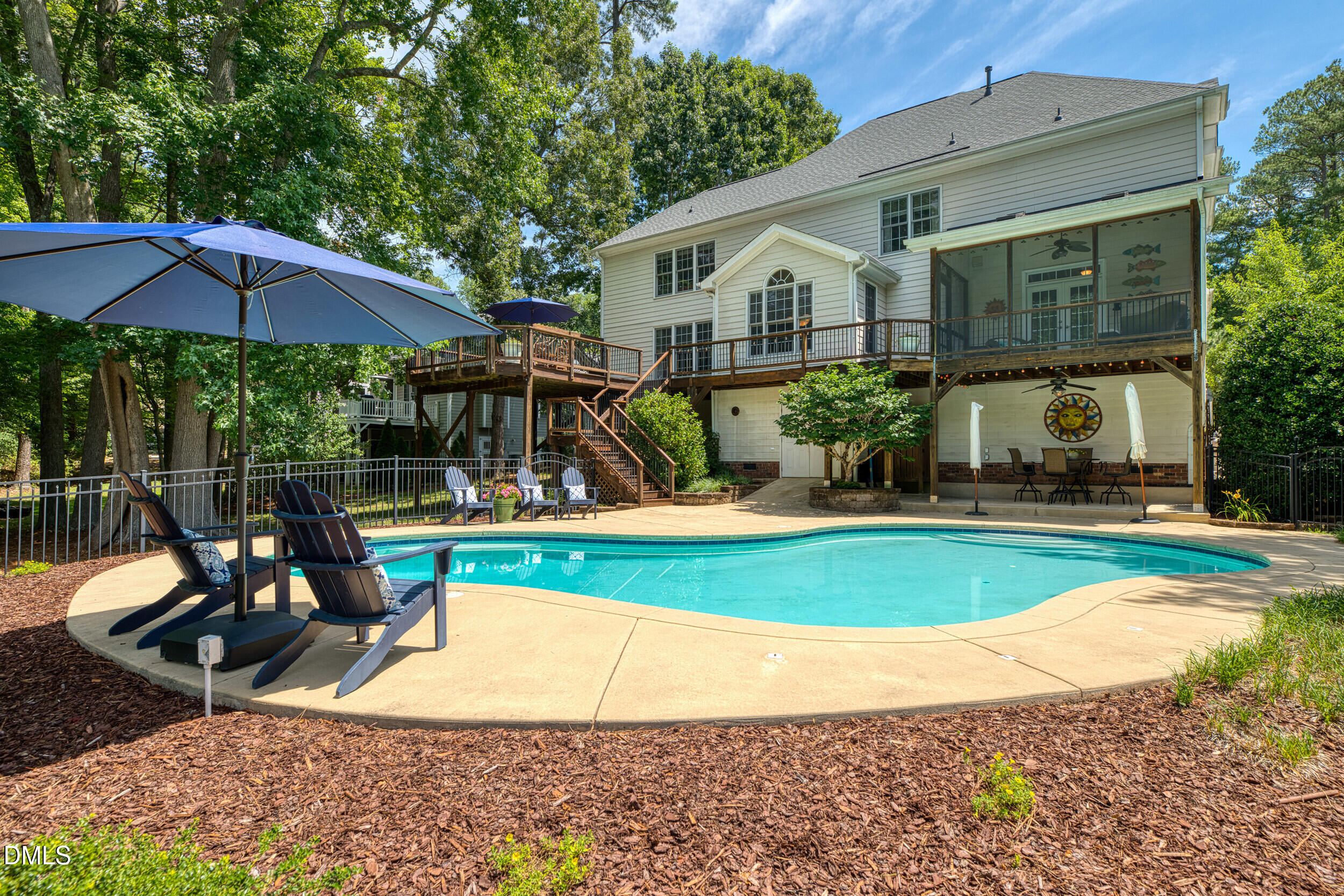 2617 Forest Lake Court Property Photo 4