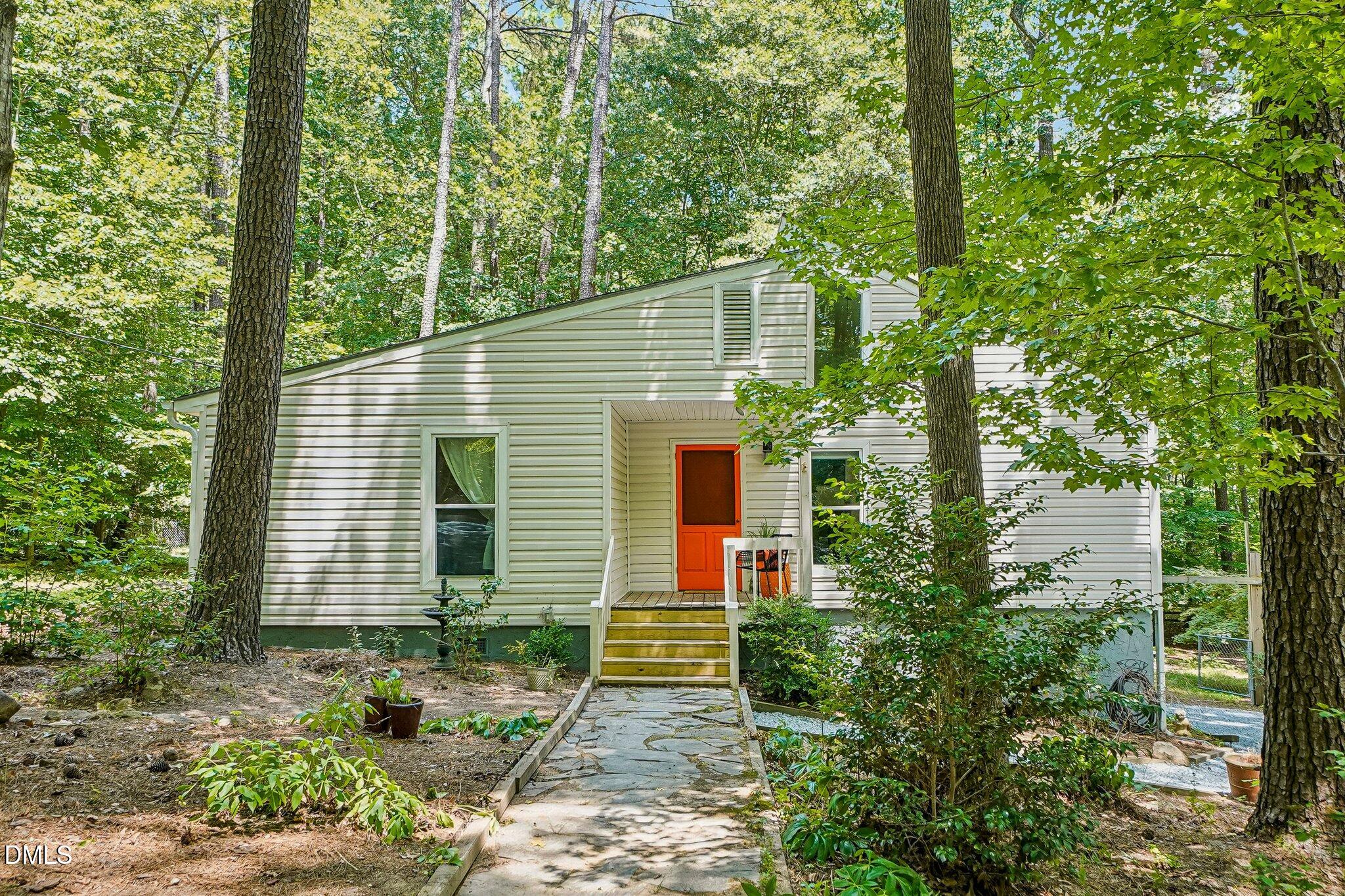 111 Stones Throw Property Photo 1