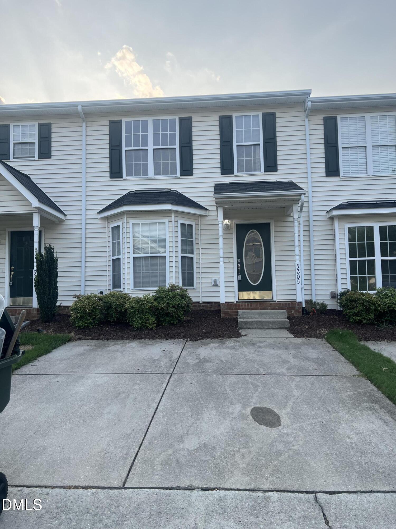 5205 Tanglewood Creek Court Property Photo 1