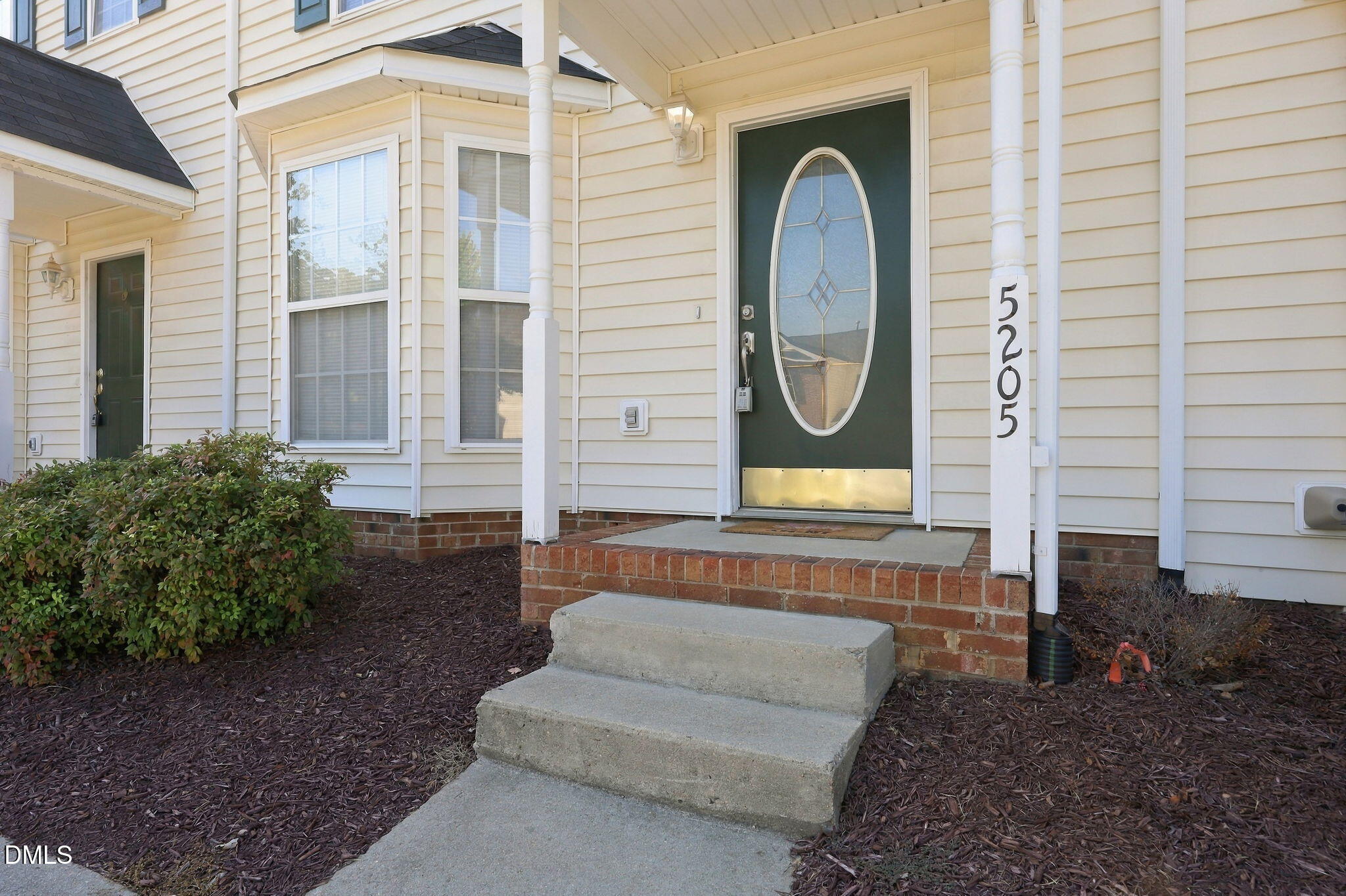 5205 Tanglewood Creek Court Property Photo 3