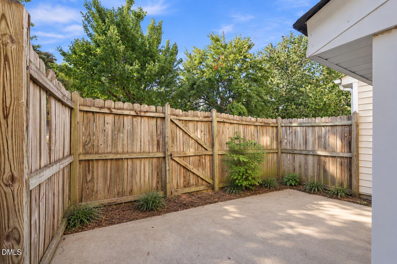 5205 Tanglewood Creek Court Property Photo 5
