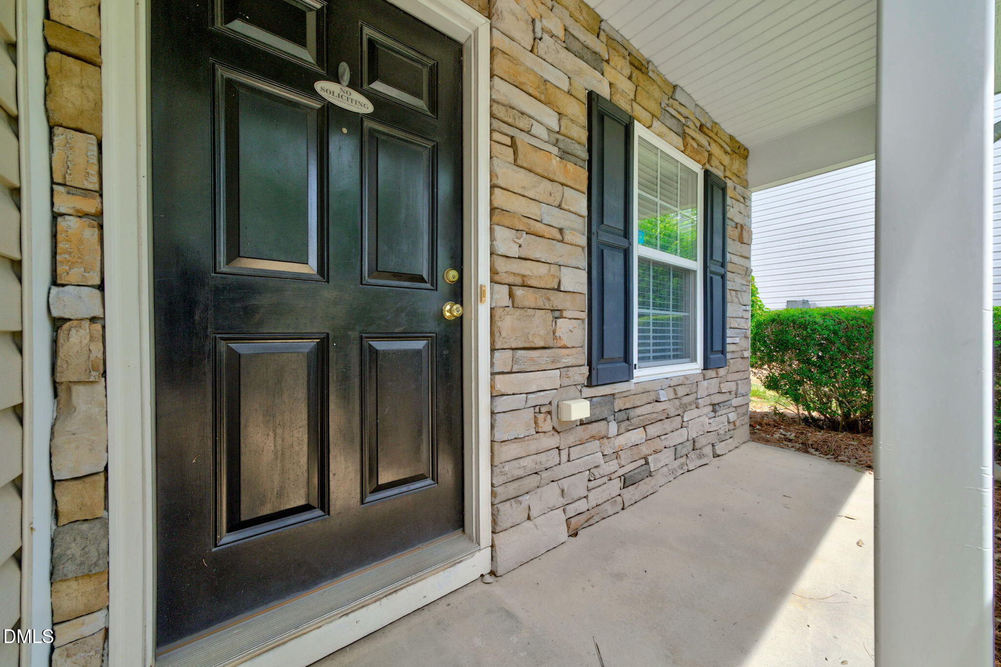 5512 Roan Mountain Place Property Photo 3