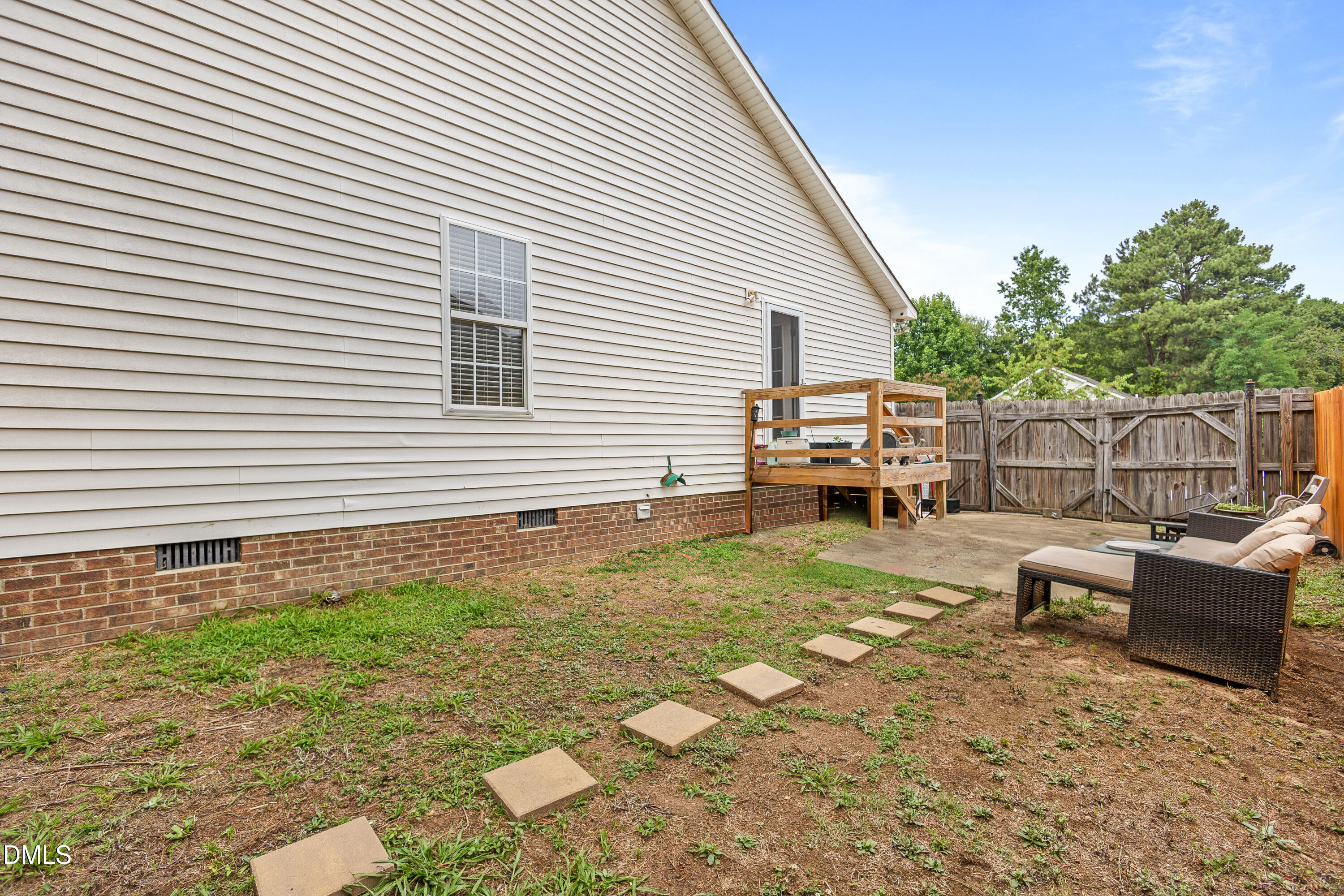 2889 Bennington Drive Property Photo 20