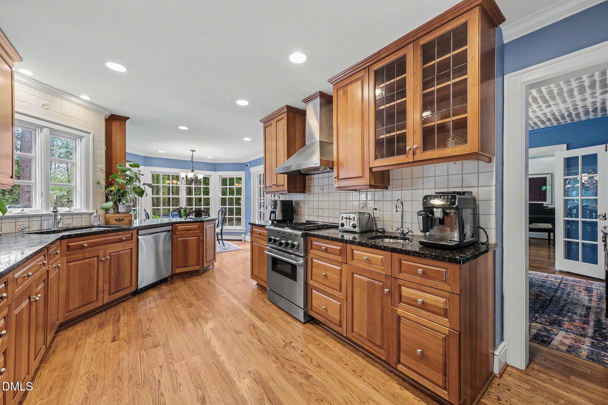 3725 Hope Valley Road Property Photo 10