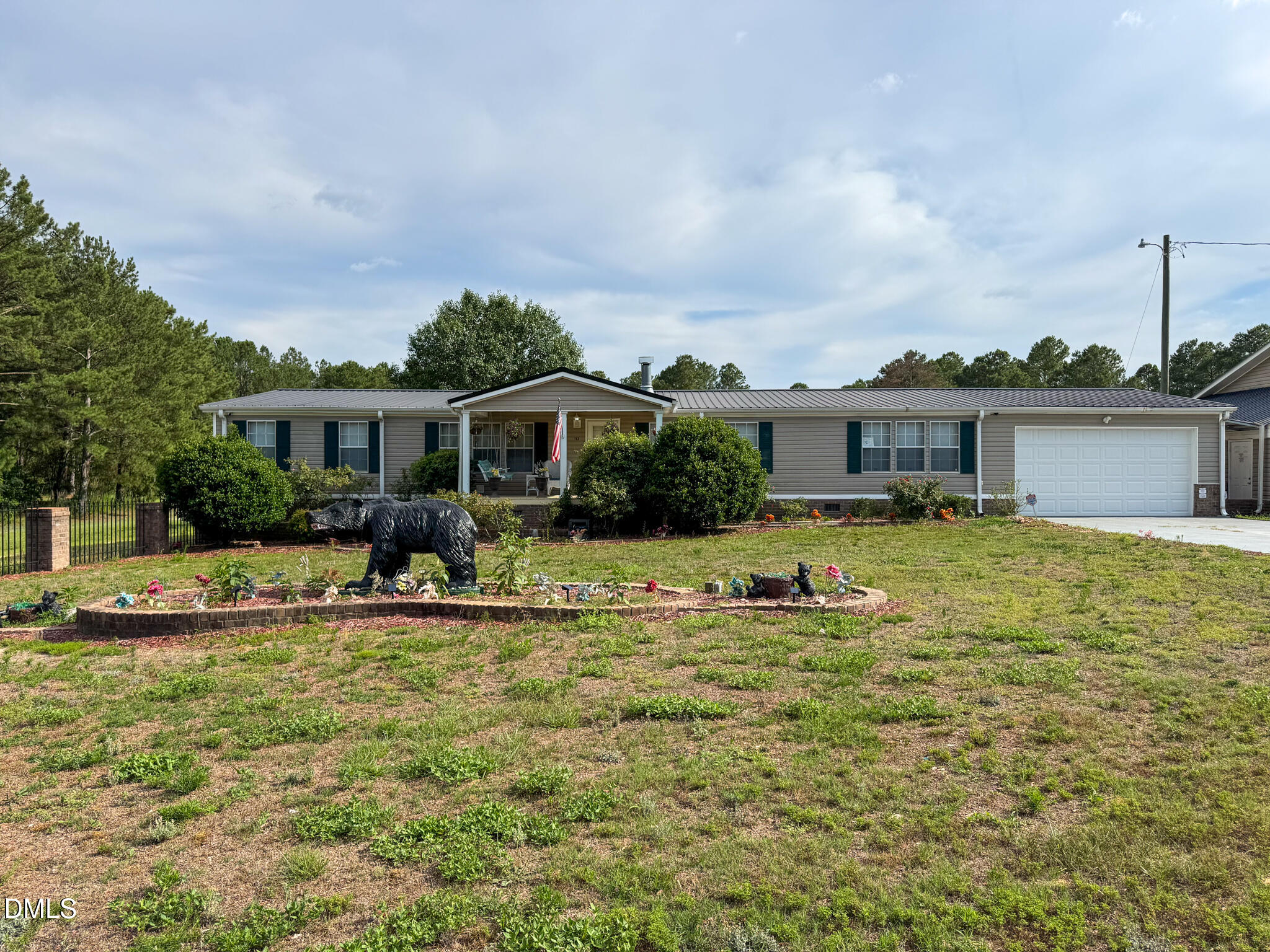 113 Pine Log Lane Property Photo 1