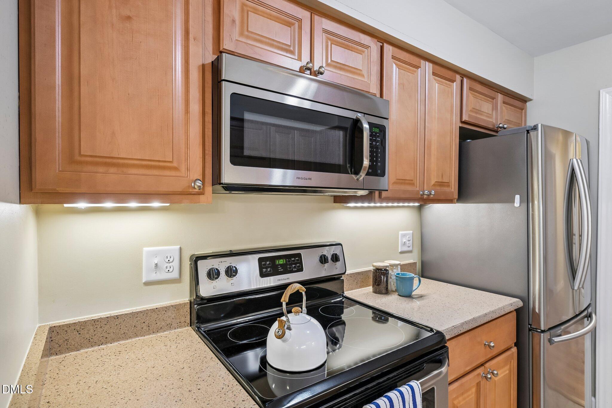 101 White Oak Way Property Photo 10