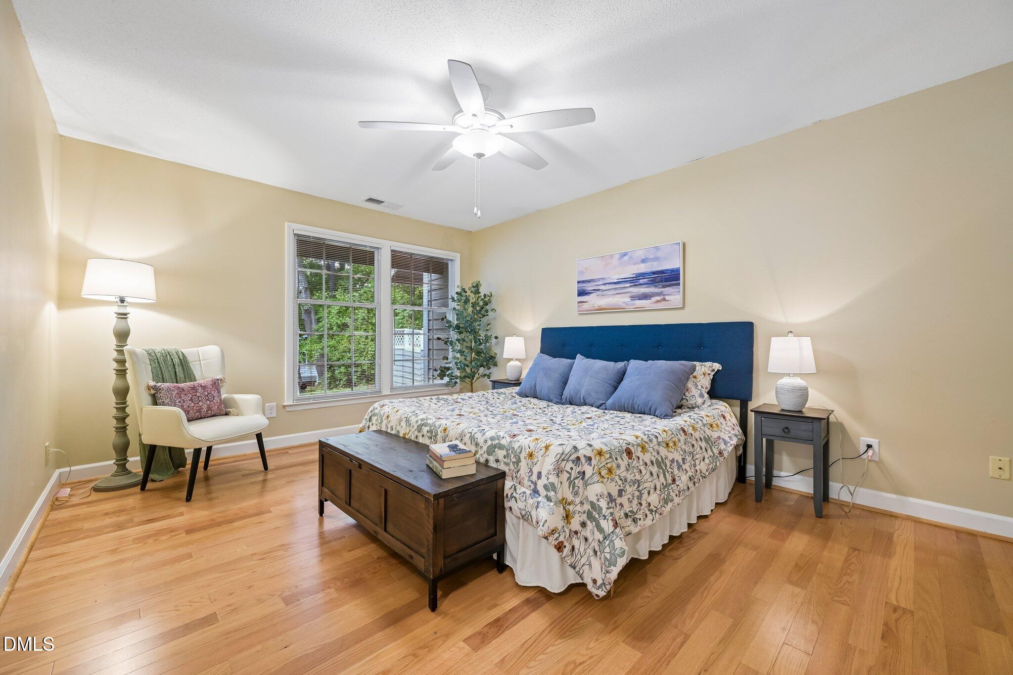 101 White Oak Way Property Photo 13