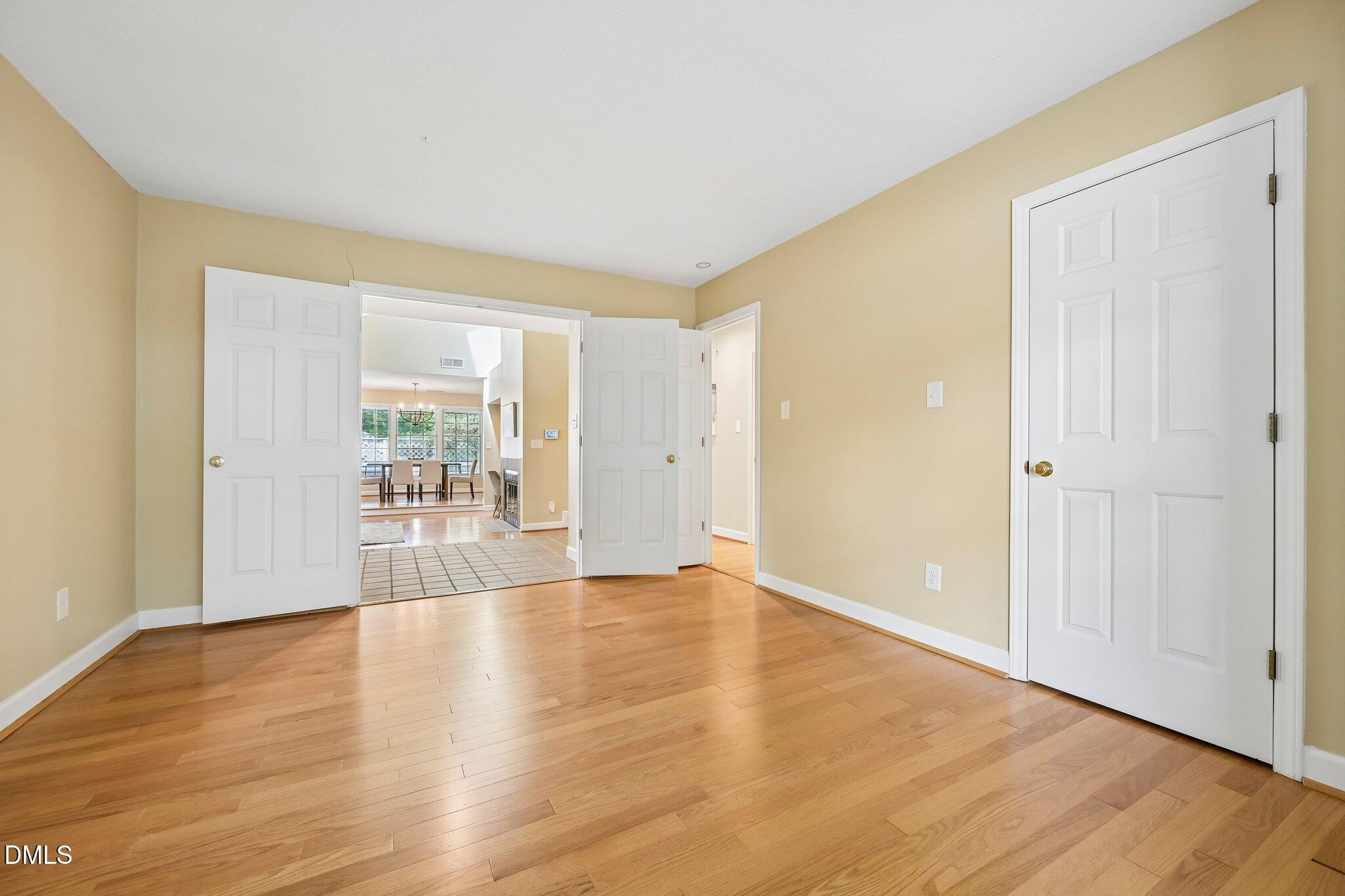 101 White Oak Way Property Photo 19