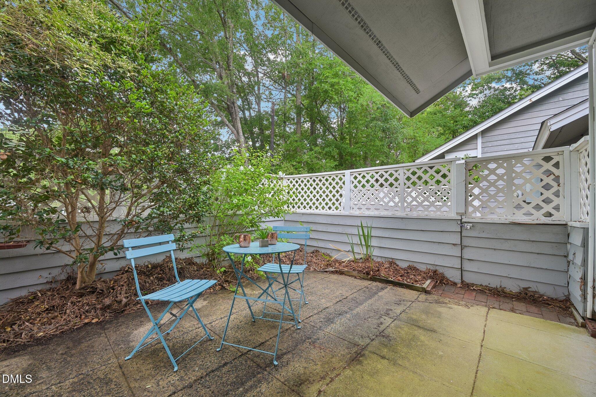 101 White Oak Way Property Photo 22
