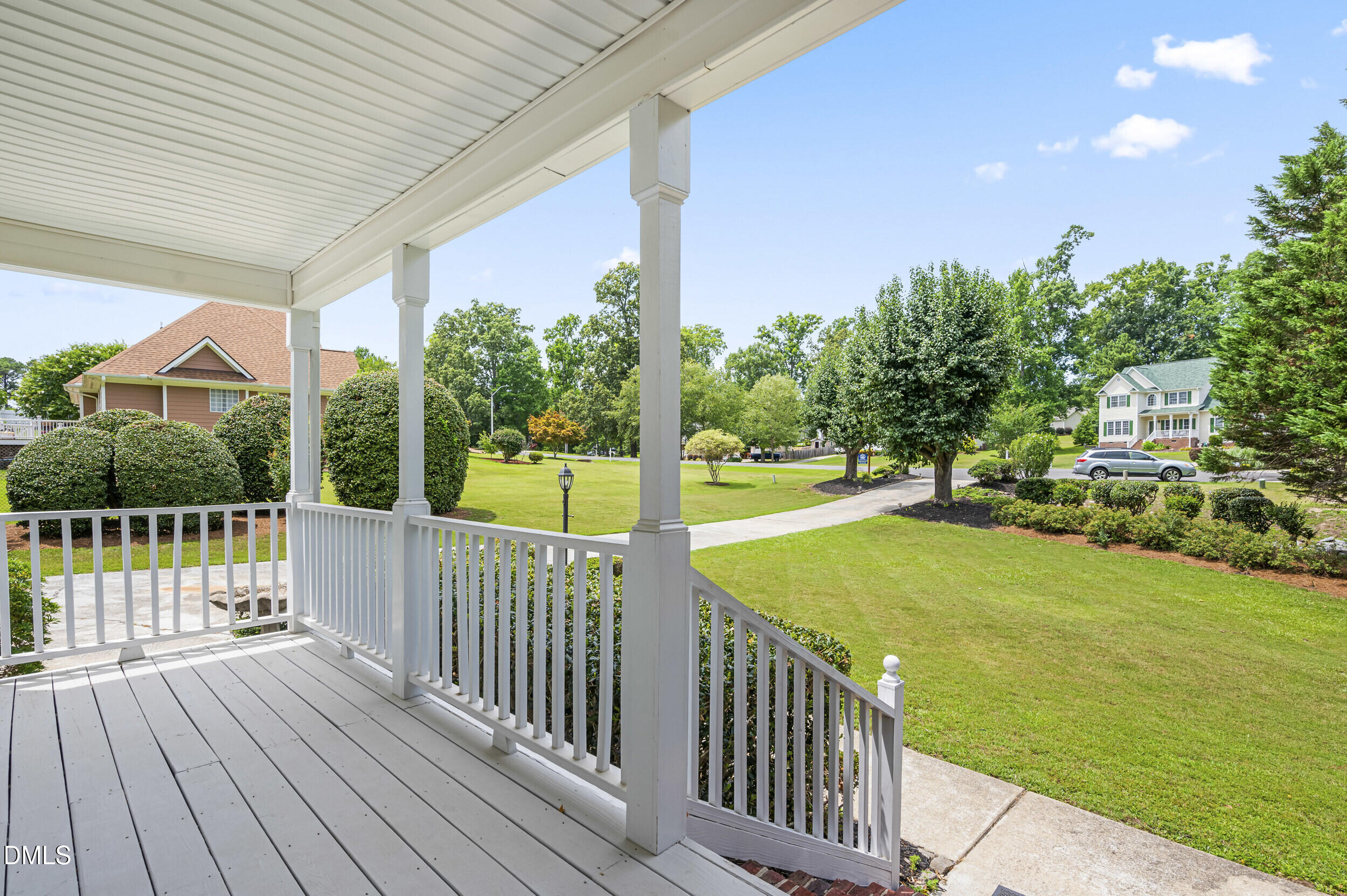 114 Skipping Stone Drive Property Photo 3