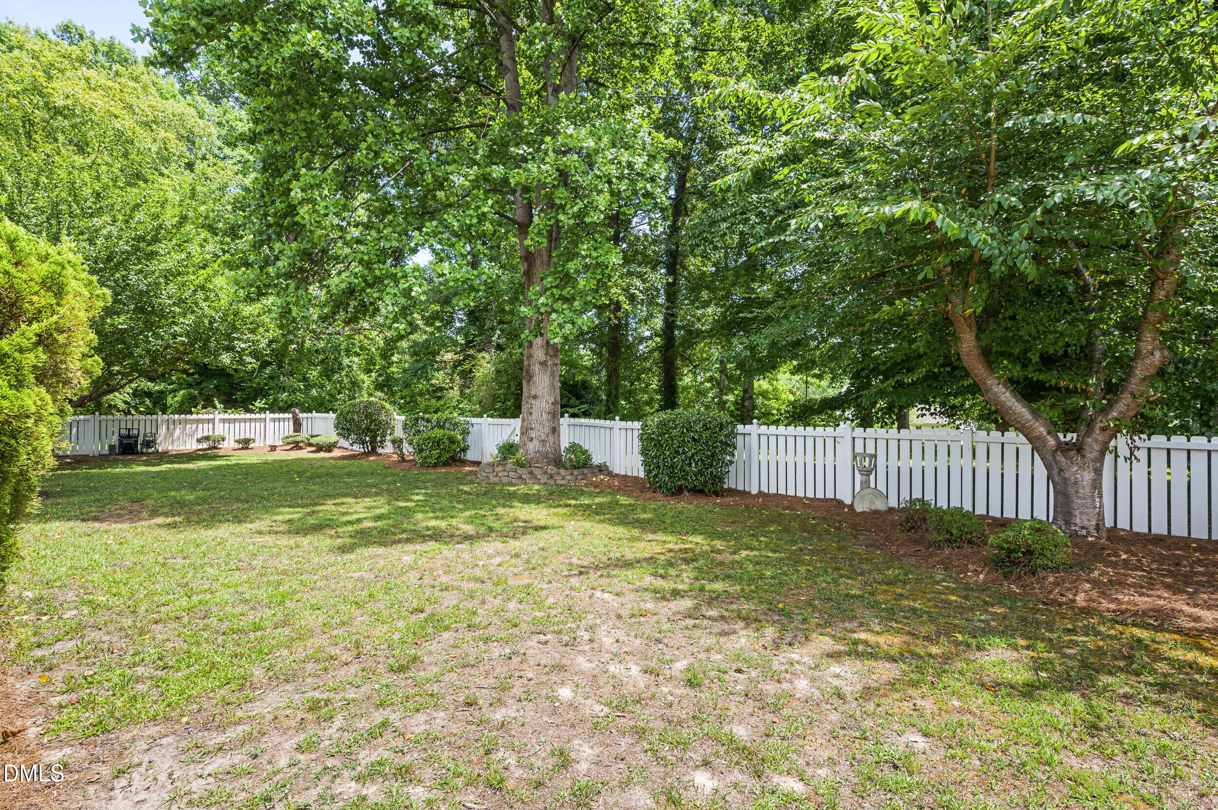 114 Skipping Stone Drive Property Photo 28