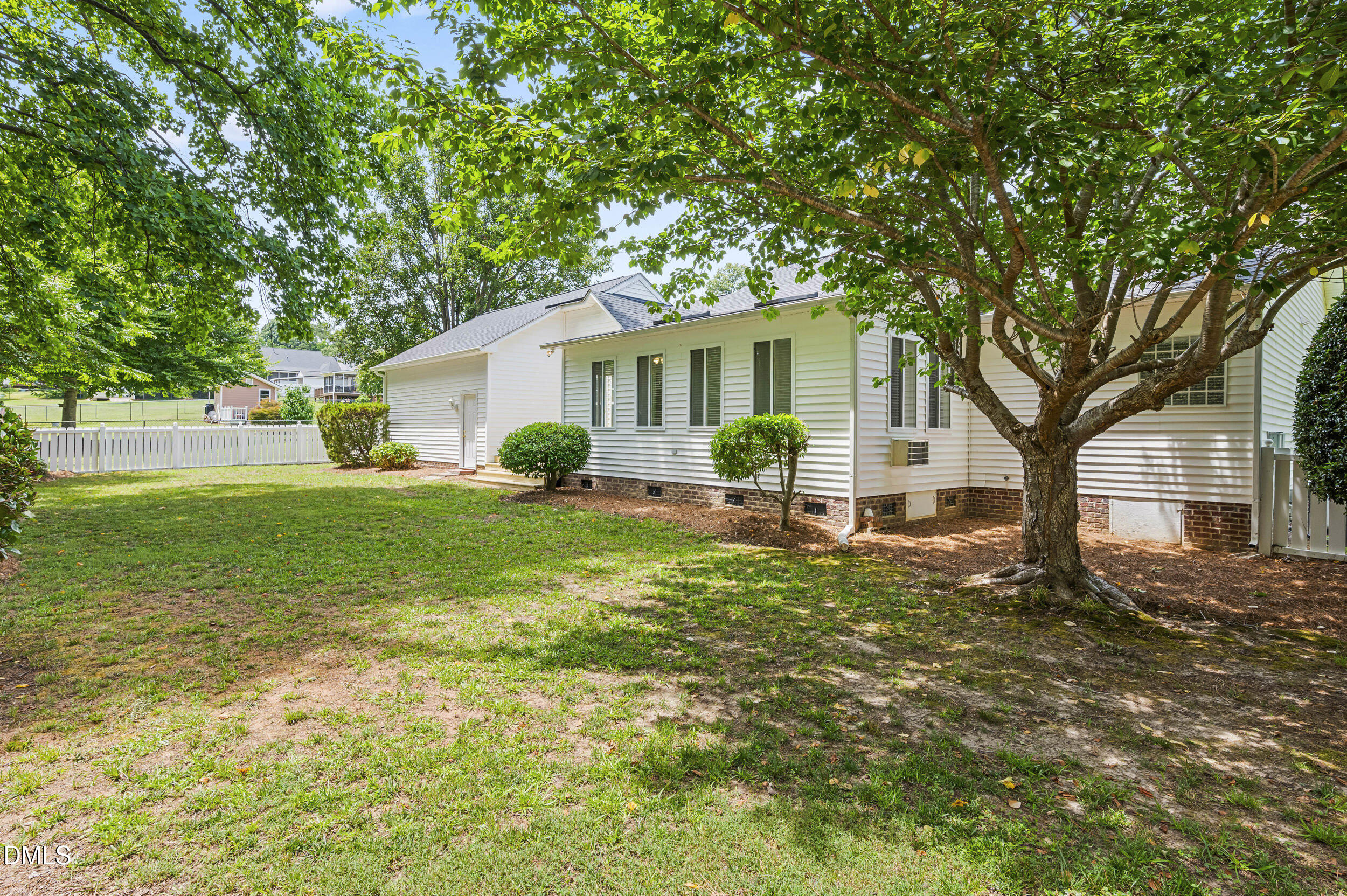 114 Skipping Stone Drive Property Photo 30