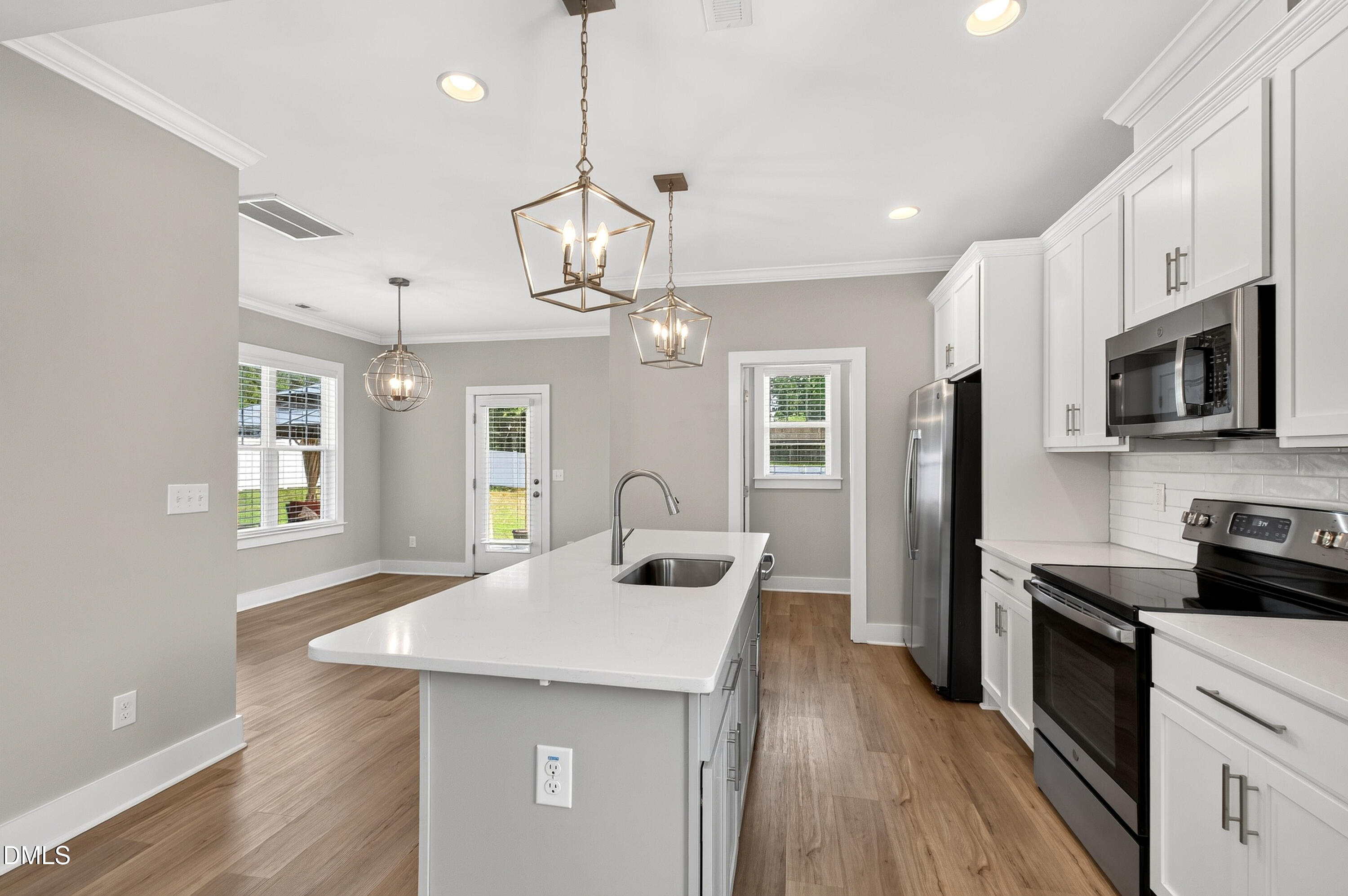 101 Averly Court Property Photo 15