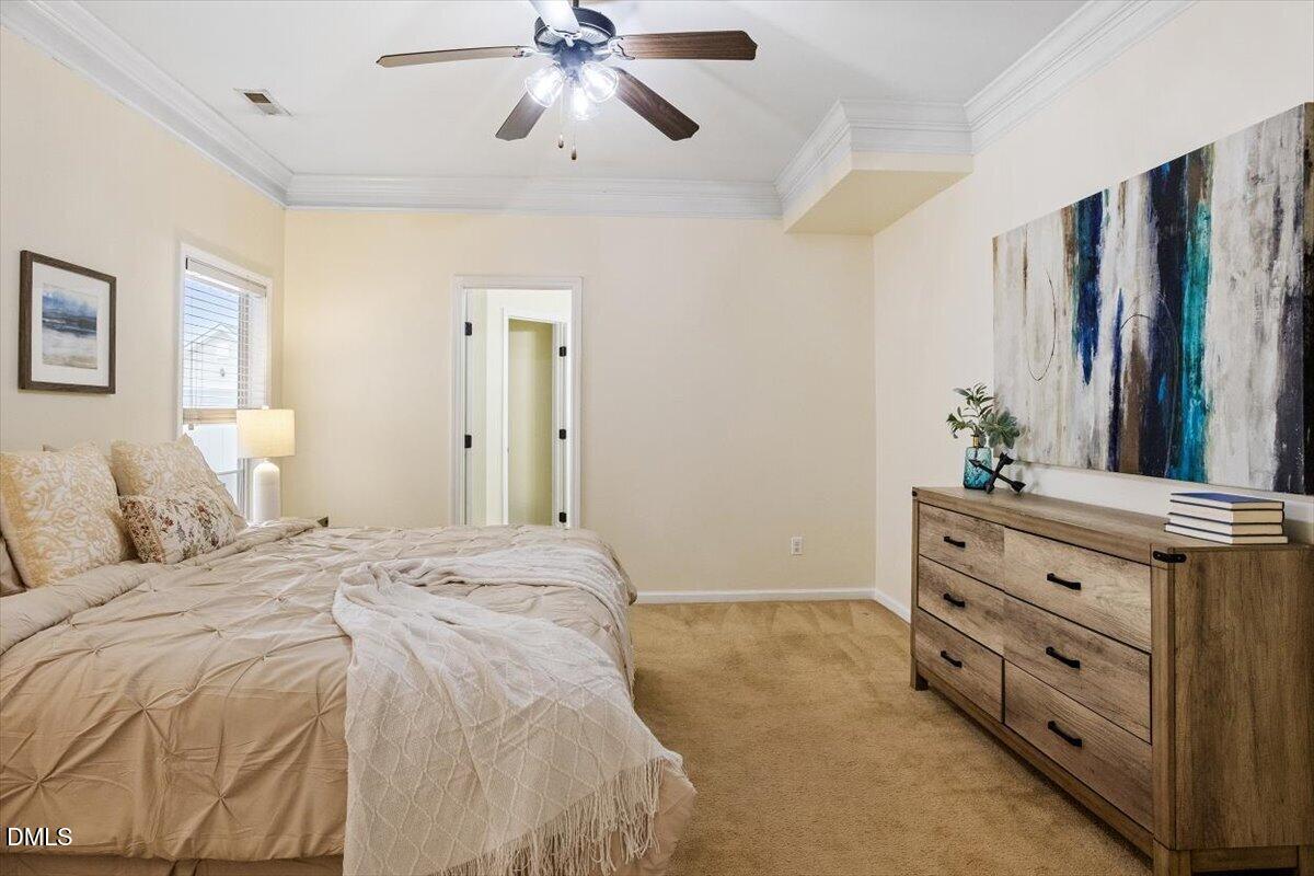 988 Ambergate Station Property Photo 20