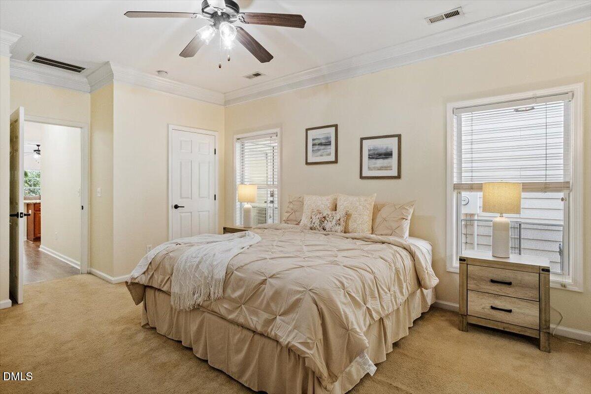 988 Ambergate Station Property Photo 22