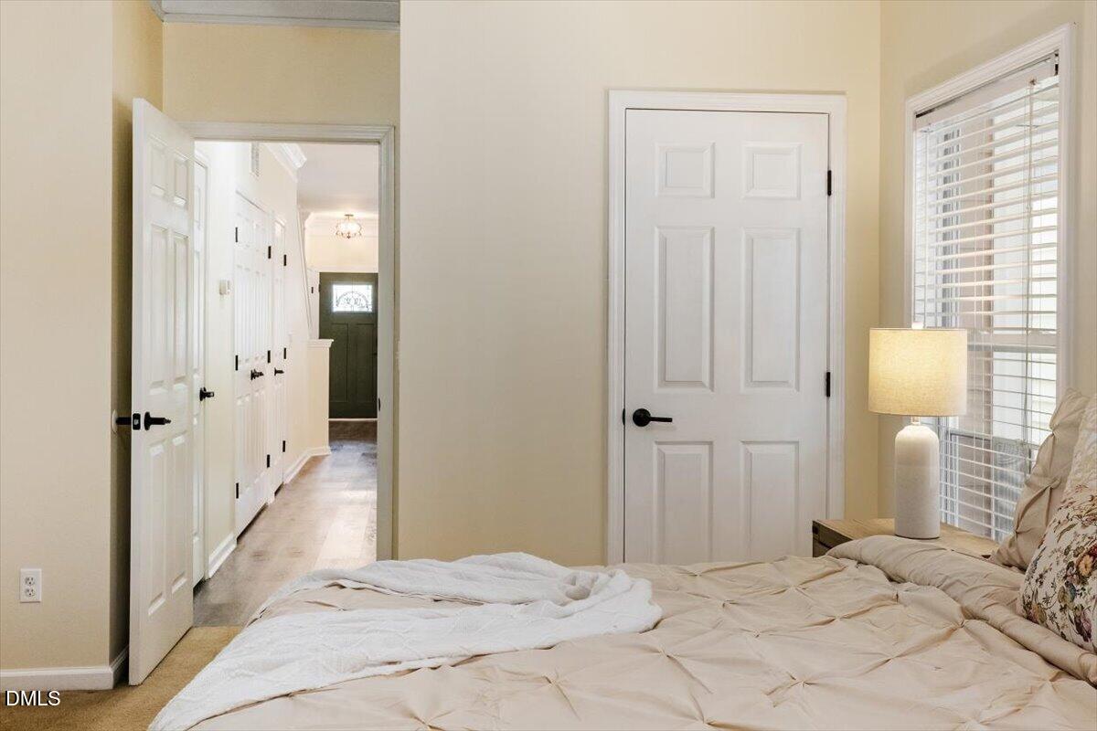 988 Ambergate Station Property Photo 23