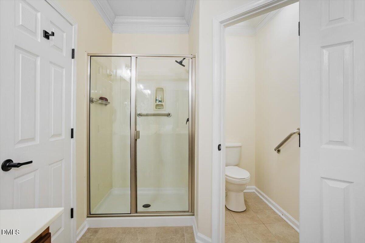 988 Ambergate Station Property Photo 25
