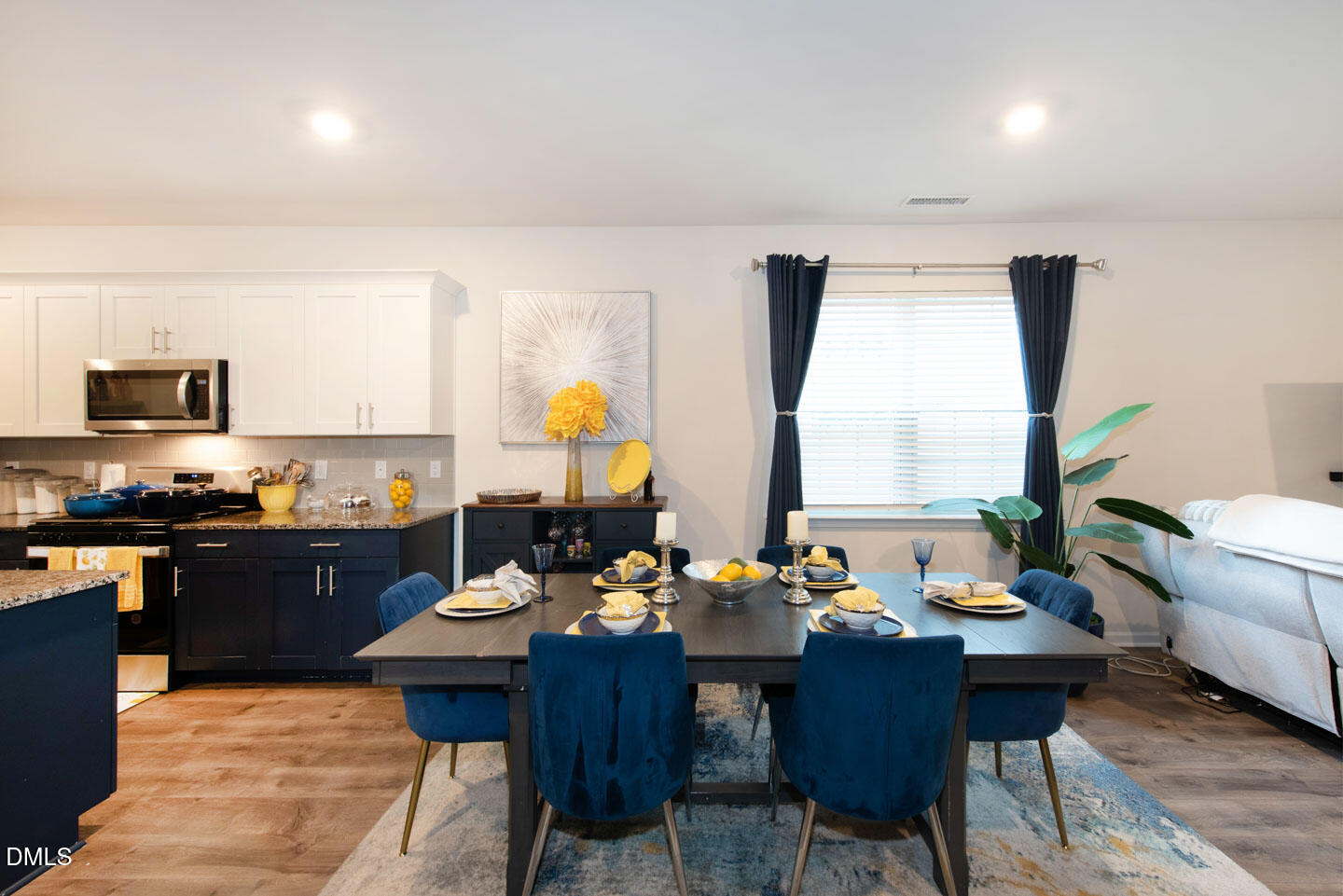 648 Ginger Mint Circle Property Photo 4