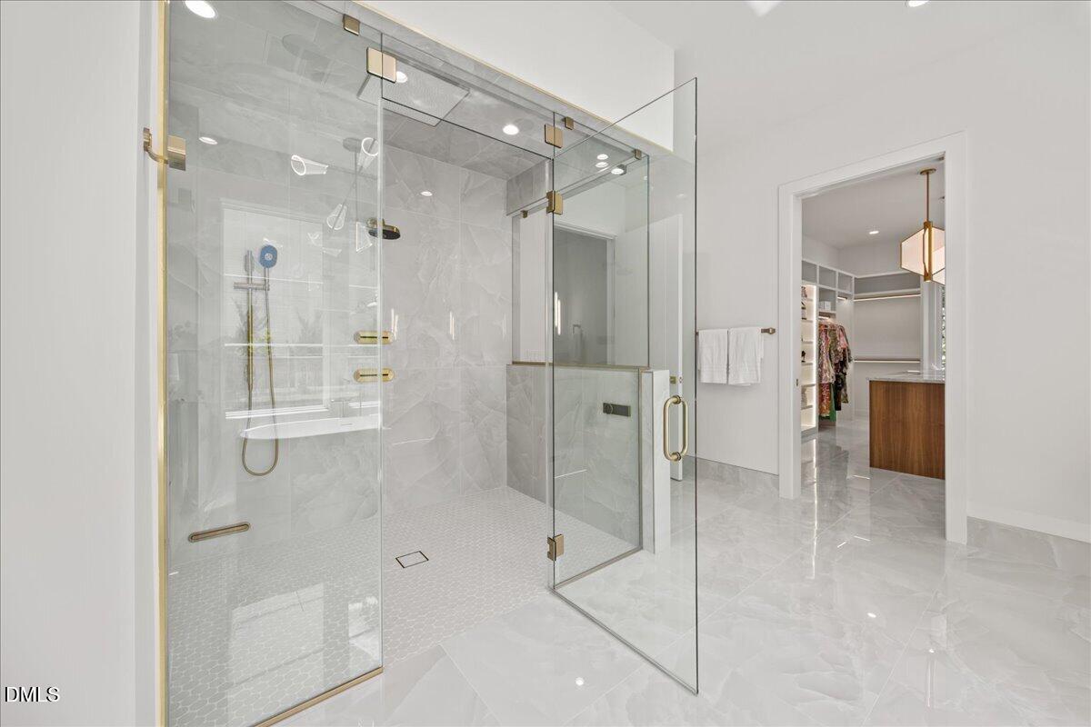 5301 Inglewood Lane Property Photo 37
