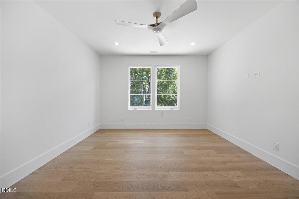 5301 Inglewood Lane Property Photo 64