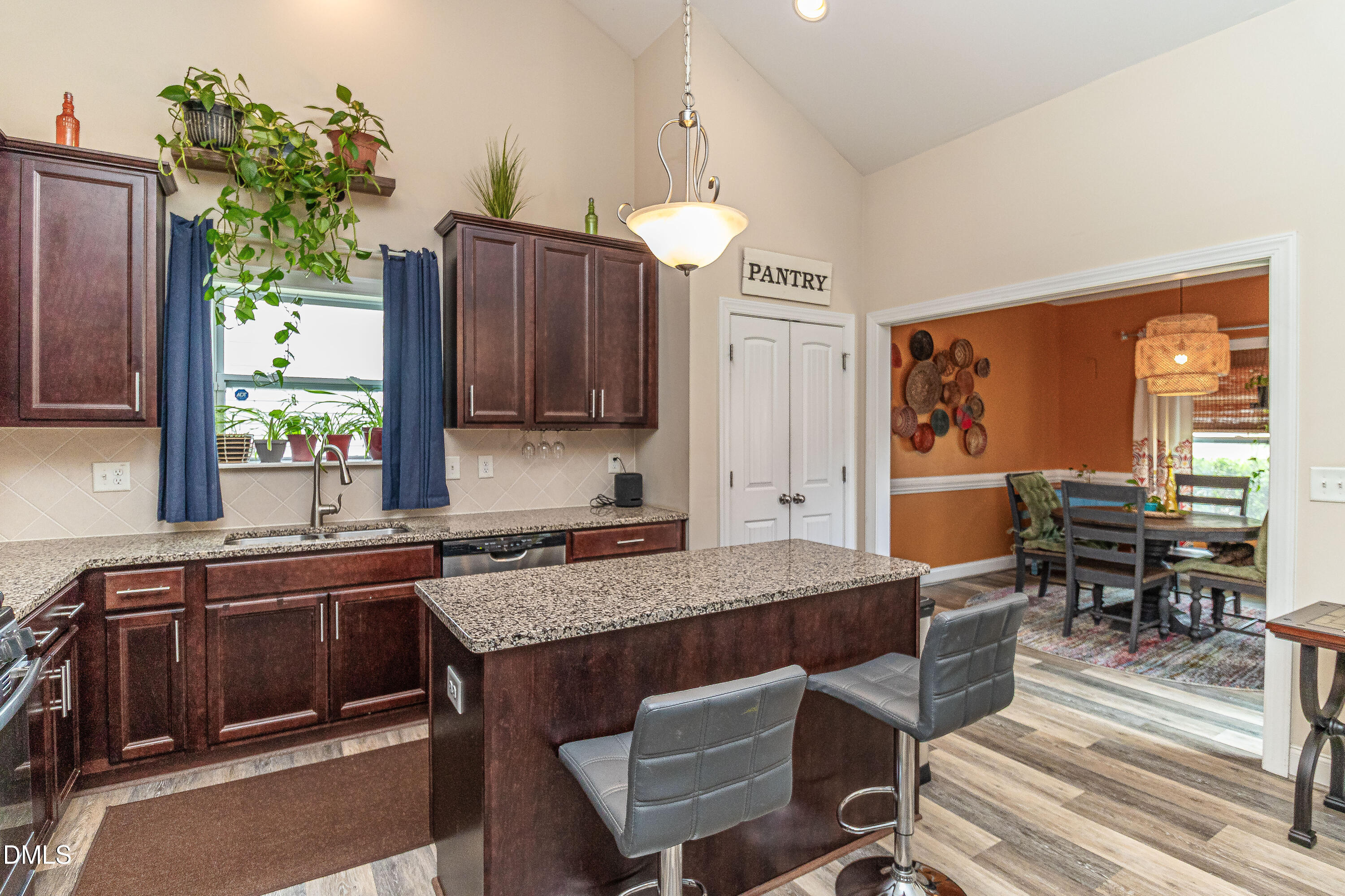 468 Lakemont Drive Property Photo 9