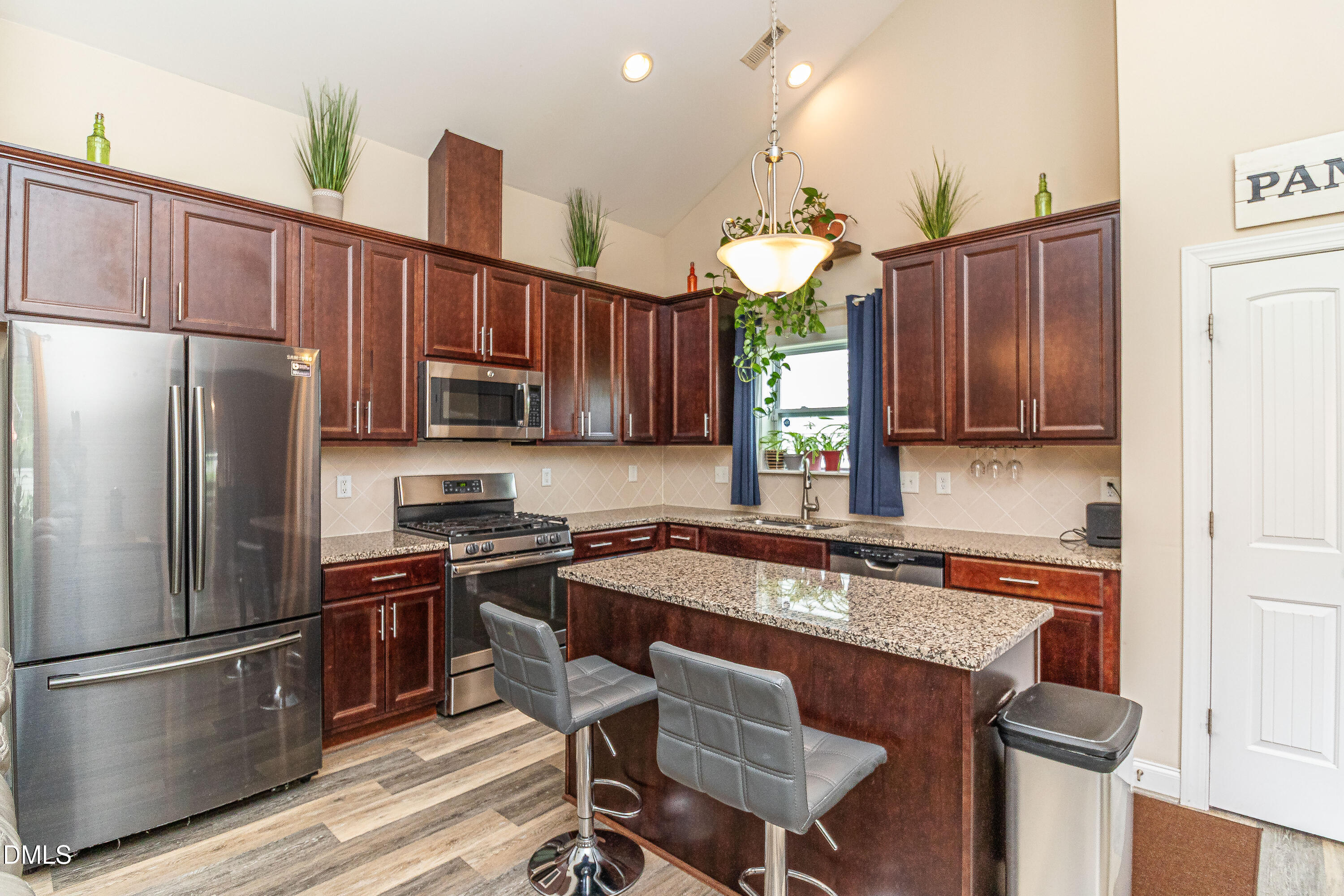 468 Lakemont Drive Property Photo 10