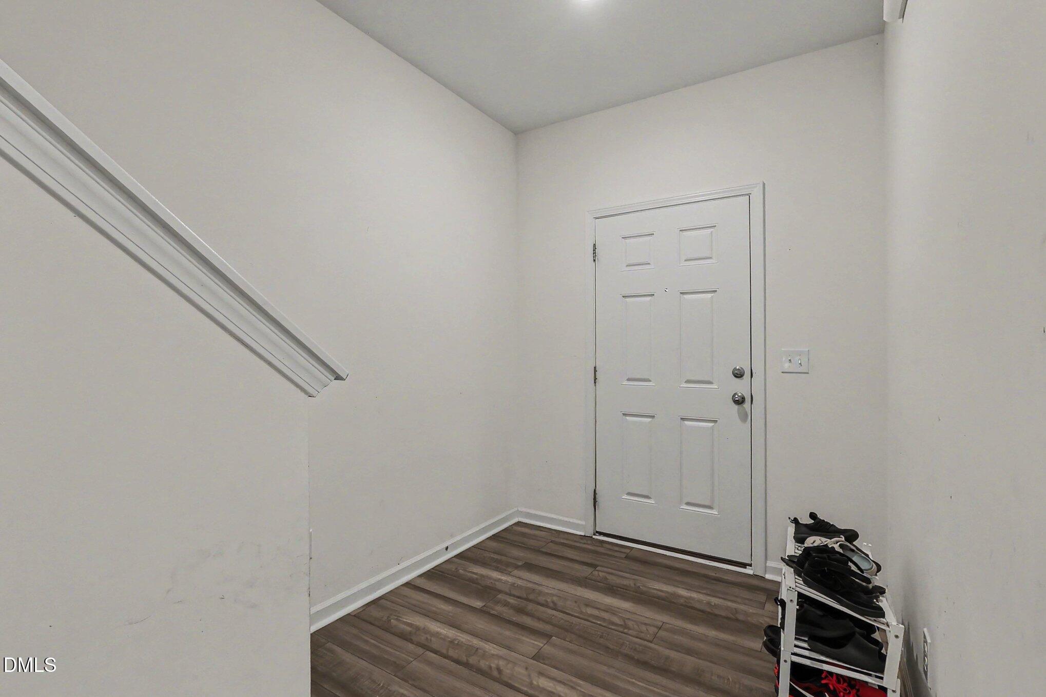 900 Berkeley Glen Road Property Photo 4