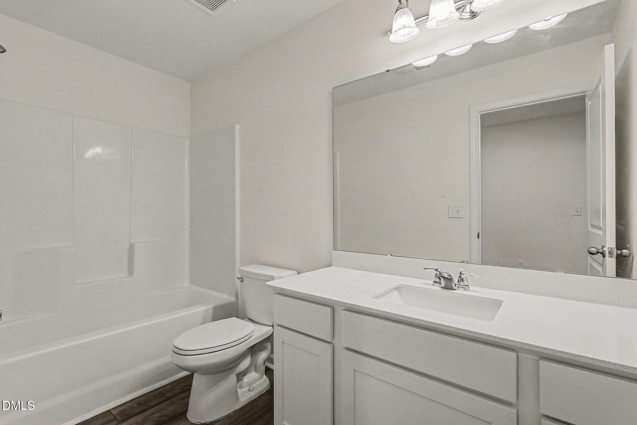 900 Berkeley Glen Road Property Photo 17