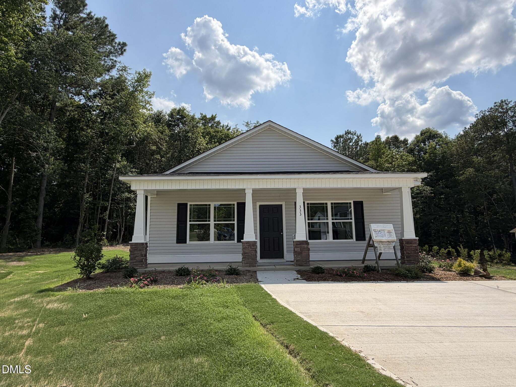 333 Constellation Court Property Photo 2