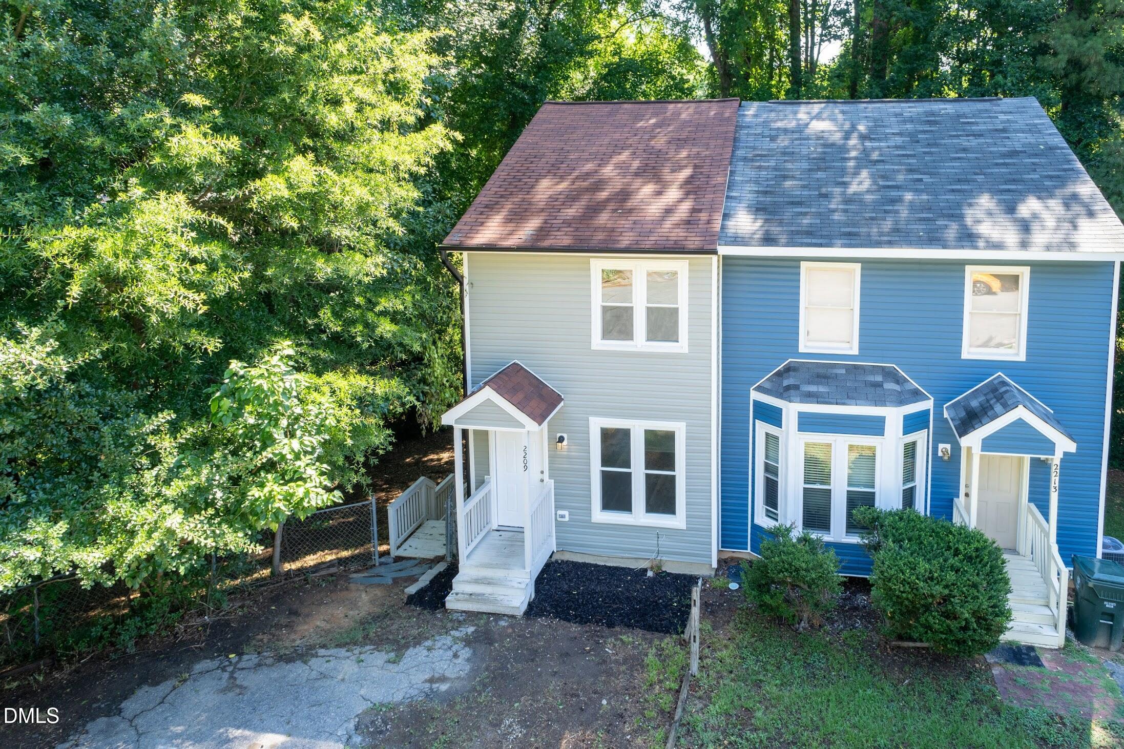 2209 Quartz Court Property Photo 2